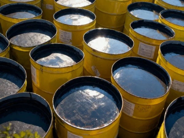 Битум нефтяной дорожный БНД 100/130 для дорожных работ. - миниатюра 3