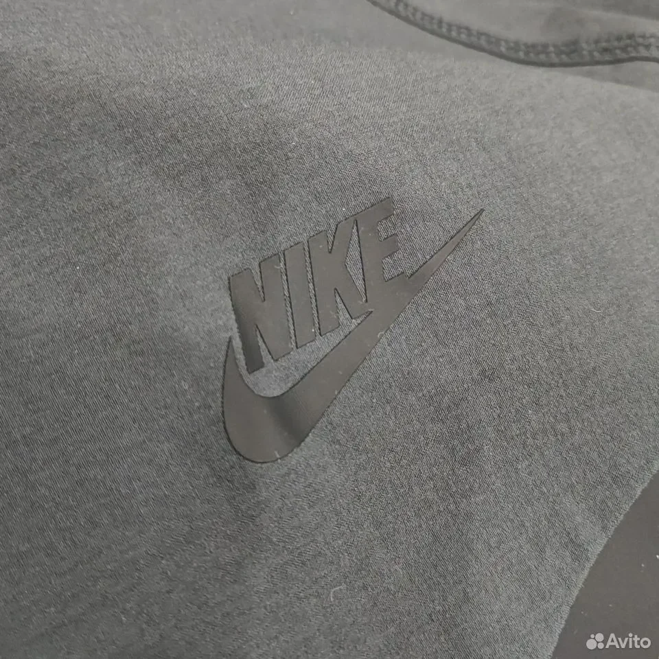 Ветровка Nike Tech Woven Full-Zip Windrunner Jacket - миниатюра 3