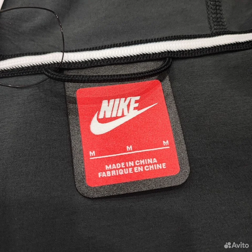Ветровка Nike Tech Woven Full-Zip Windrunner Jacket - миниатюра 9