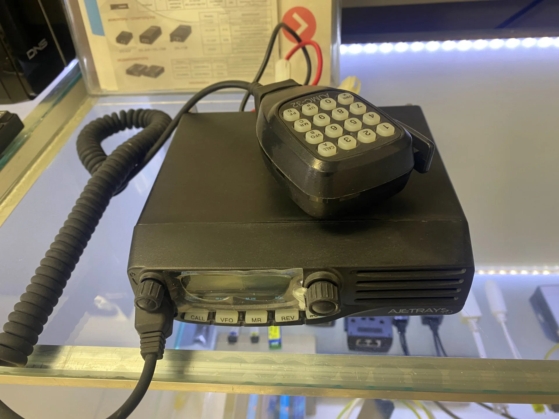 Автомобильная рация Ajetrays AR-440 диапазон UHF - миниатюра 2
