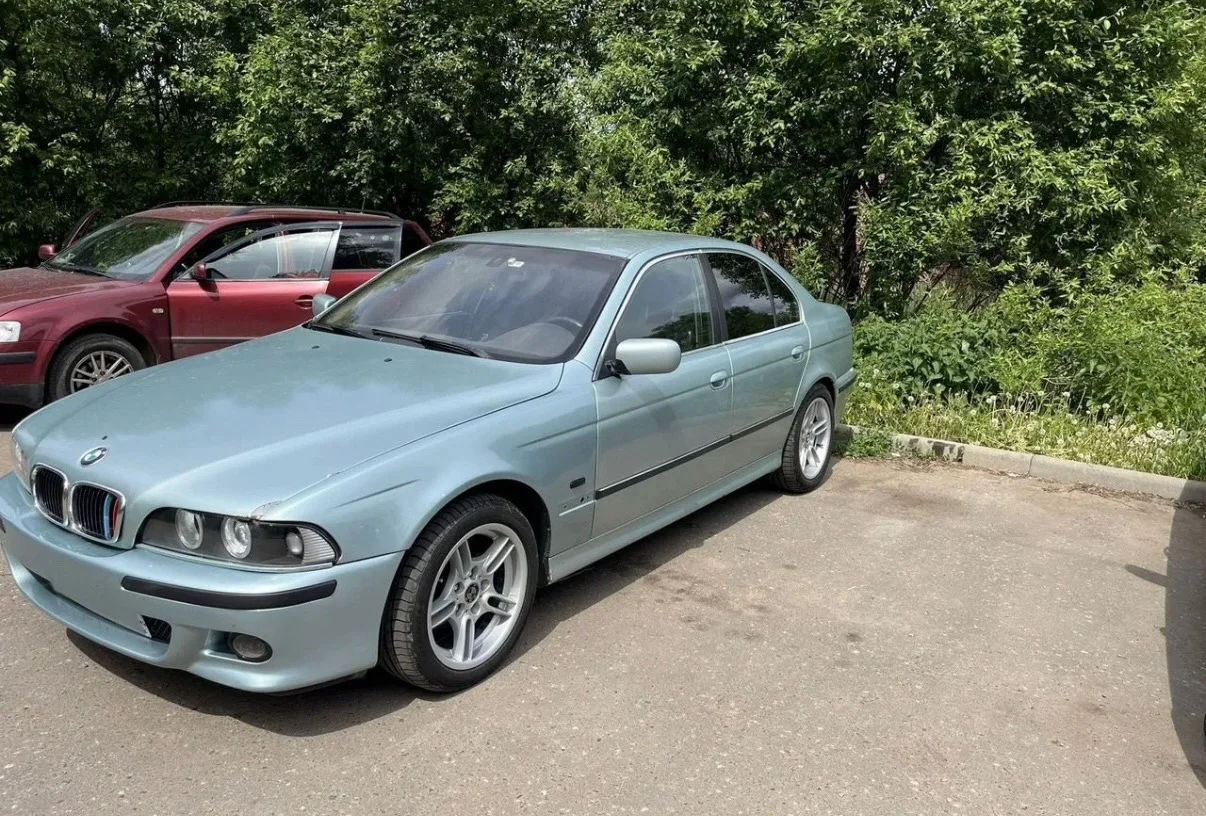 BMW 528I - миниатюра 2