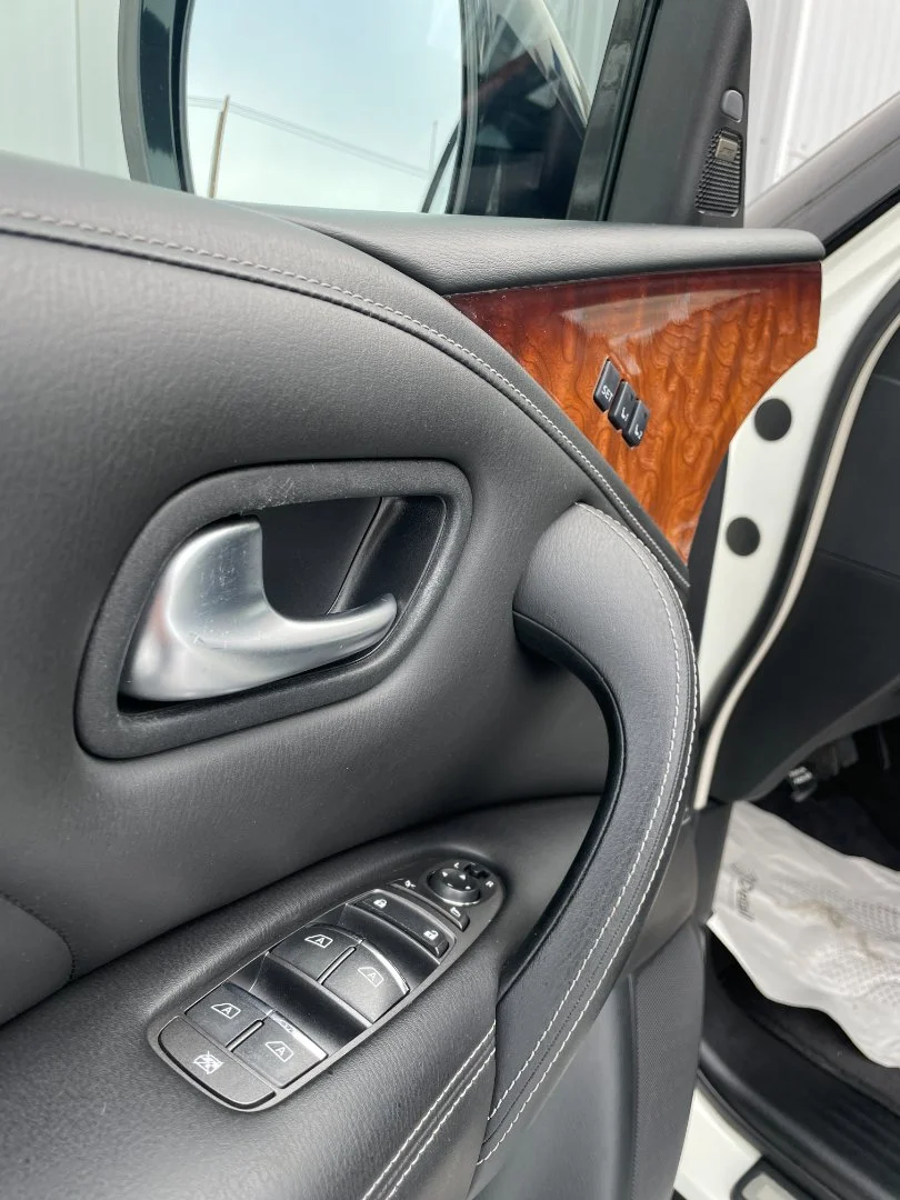 Infiniti QX80 - миниатюра 14
