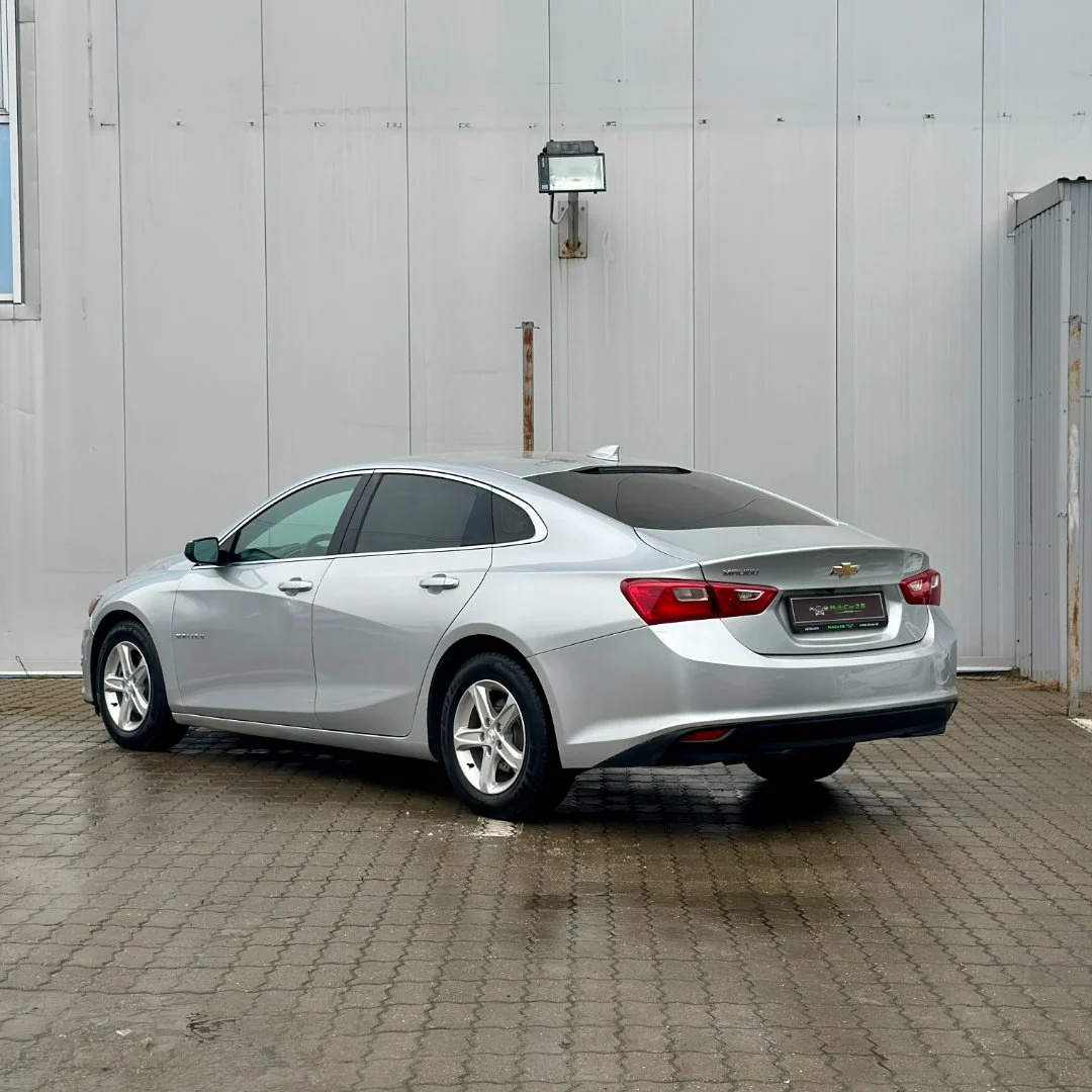 Chevrolet Malibu - миниатюра 3