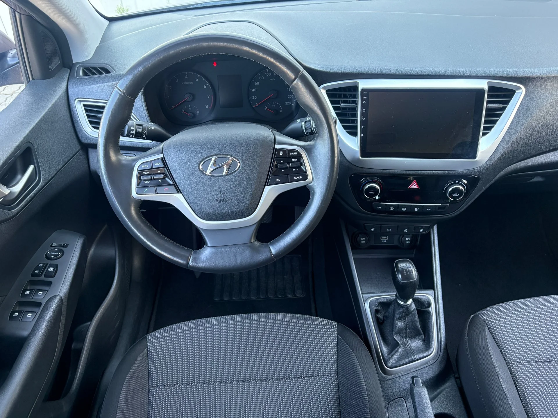 Hyundai Solaris - миниатюра 12