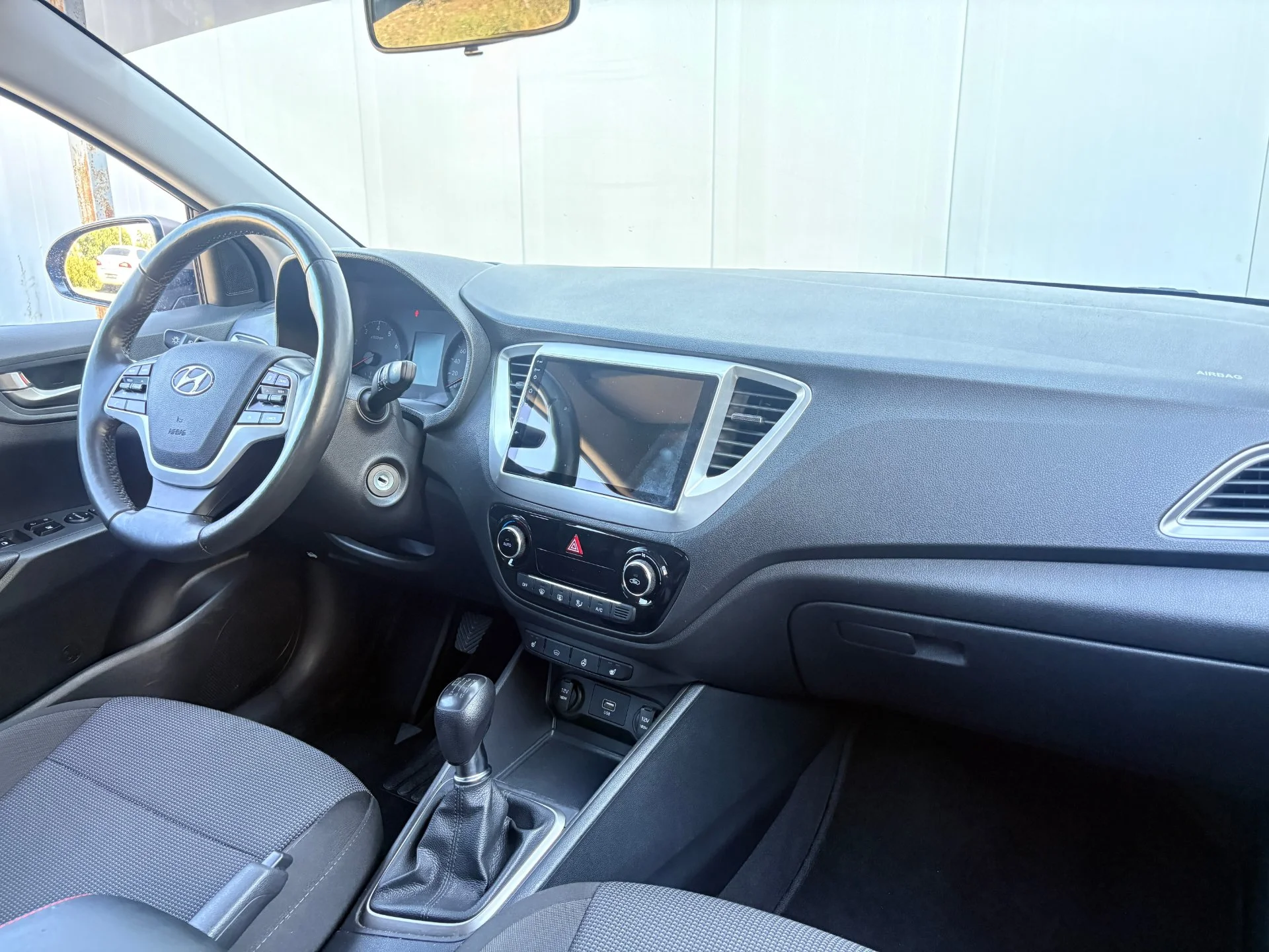 Hyundai Solaris - миниатюра 13