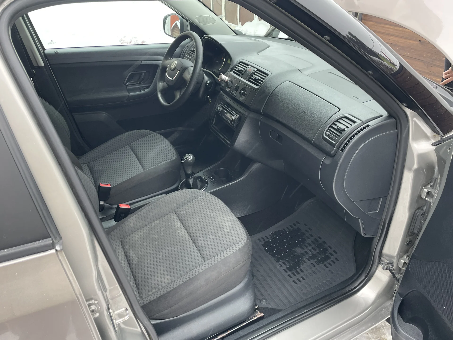 Skoda fabia - миниатюра 9