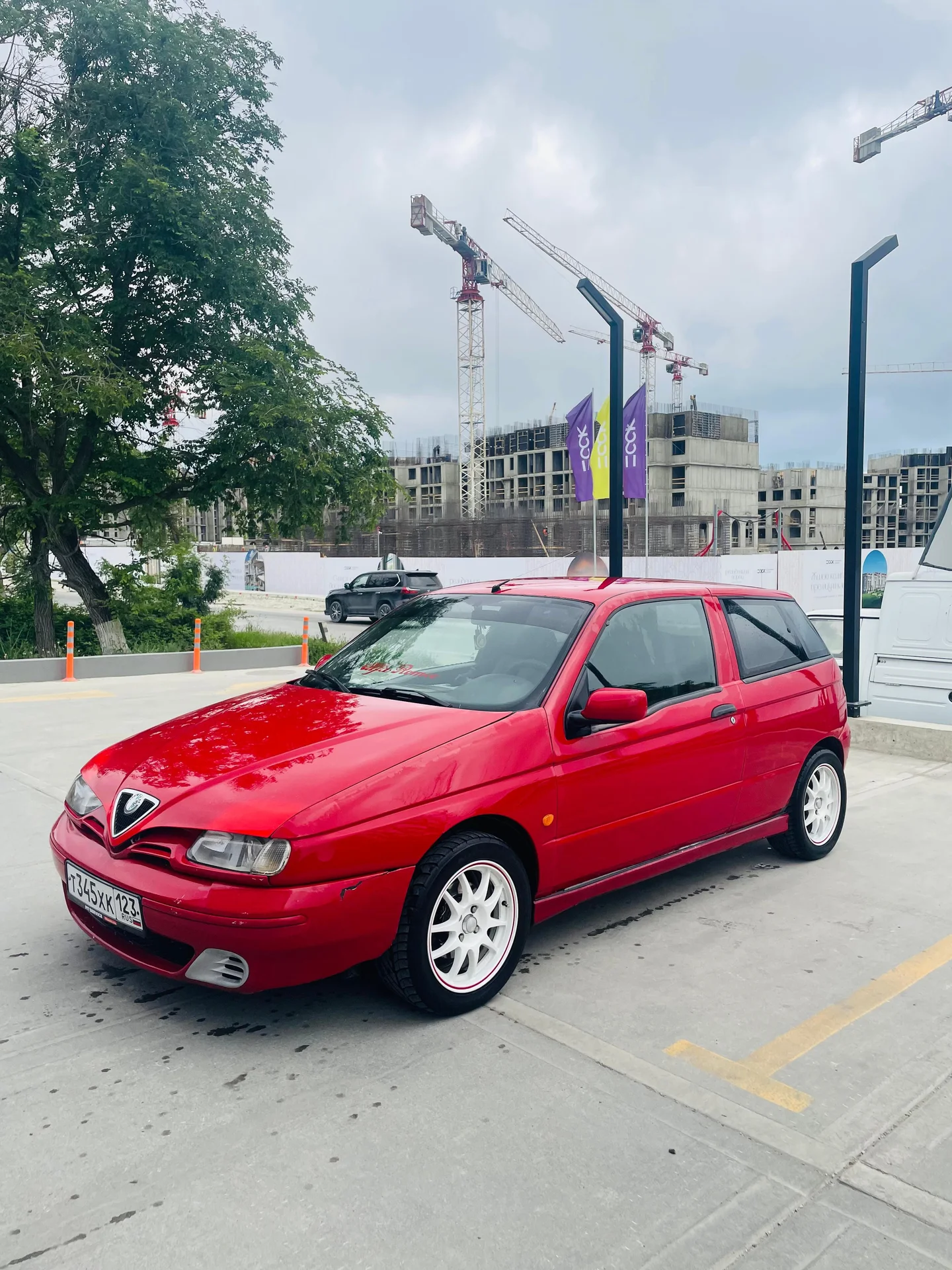 Автомобиль Alfa Romeo 145 - изображение 1