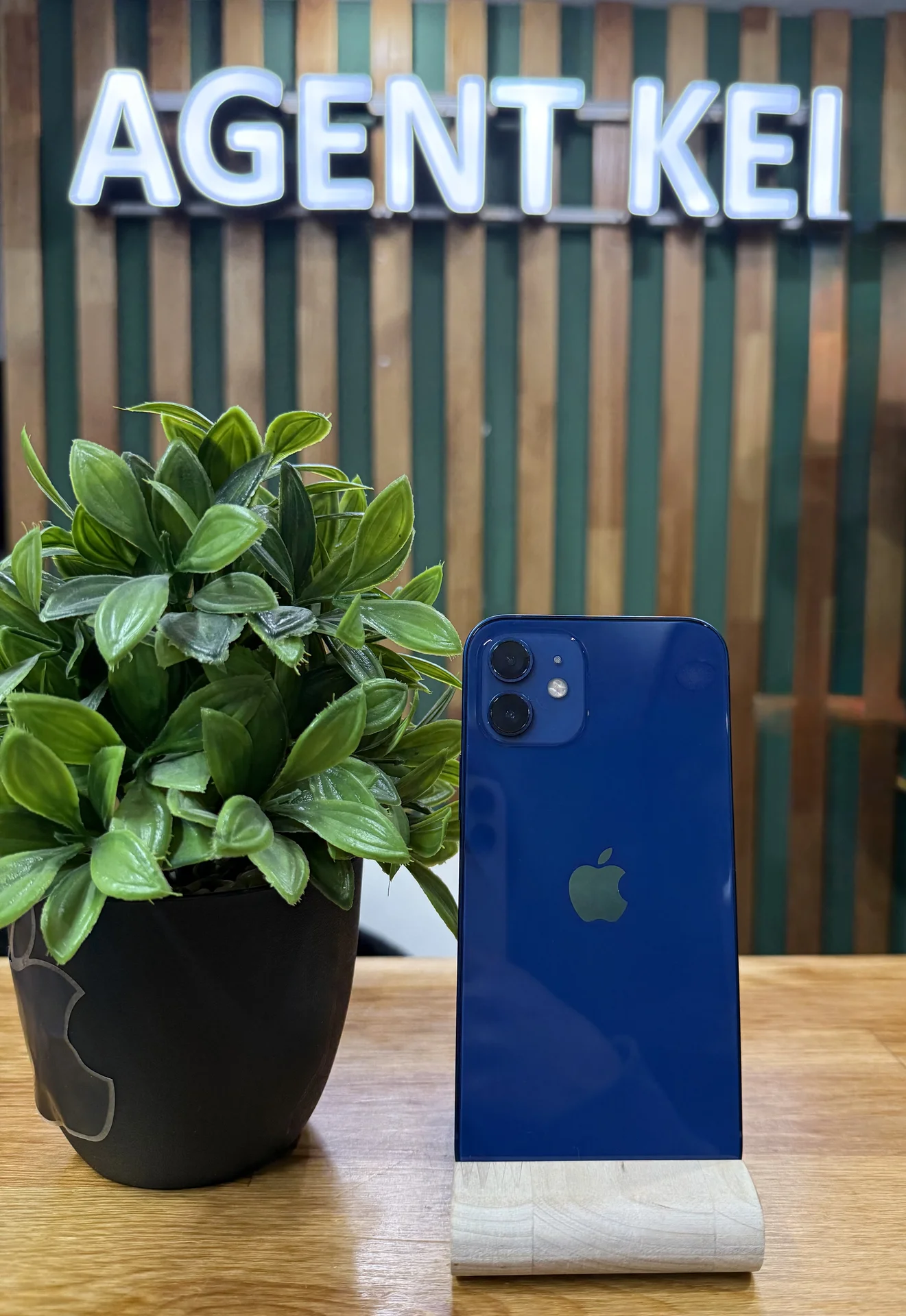 iPhone 12, 128GB, SIM + eSIM - миниатюра 2