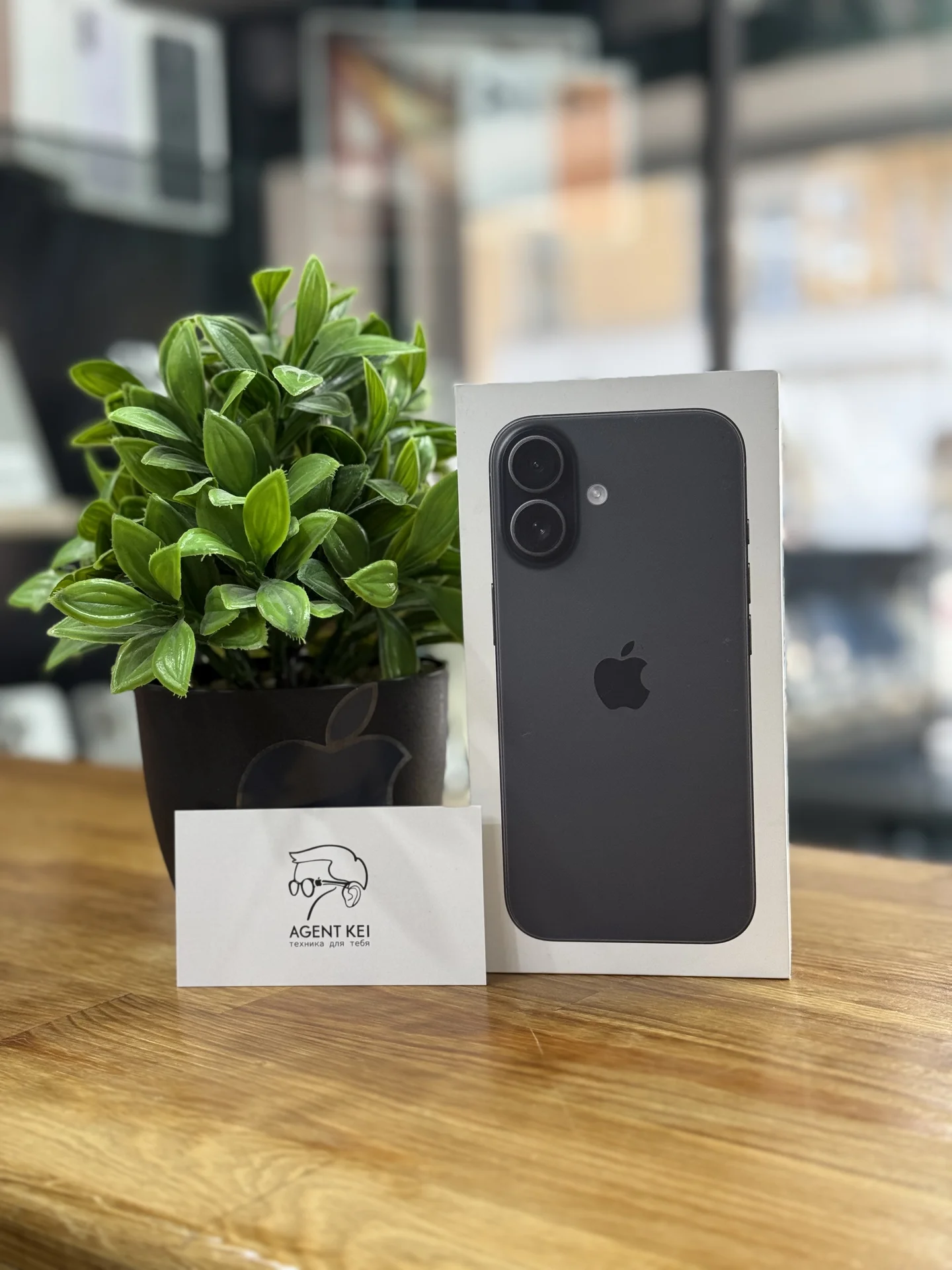 iPhone 17, 256GB, eSIM - изображение 1