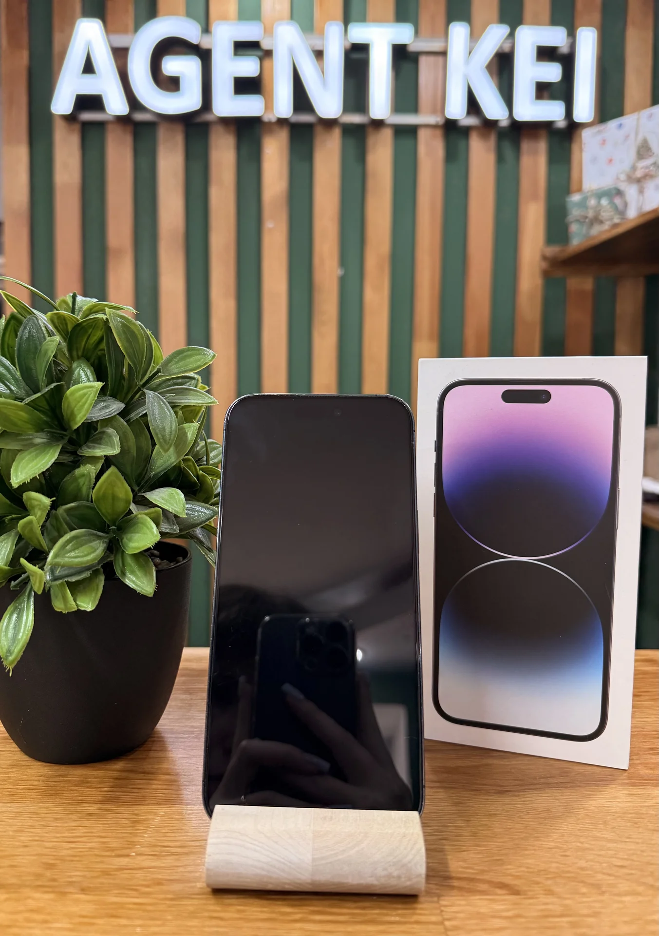 iPhone 14 Pro Max, 512GB, SIM + eSIM - миниатюра 2