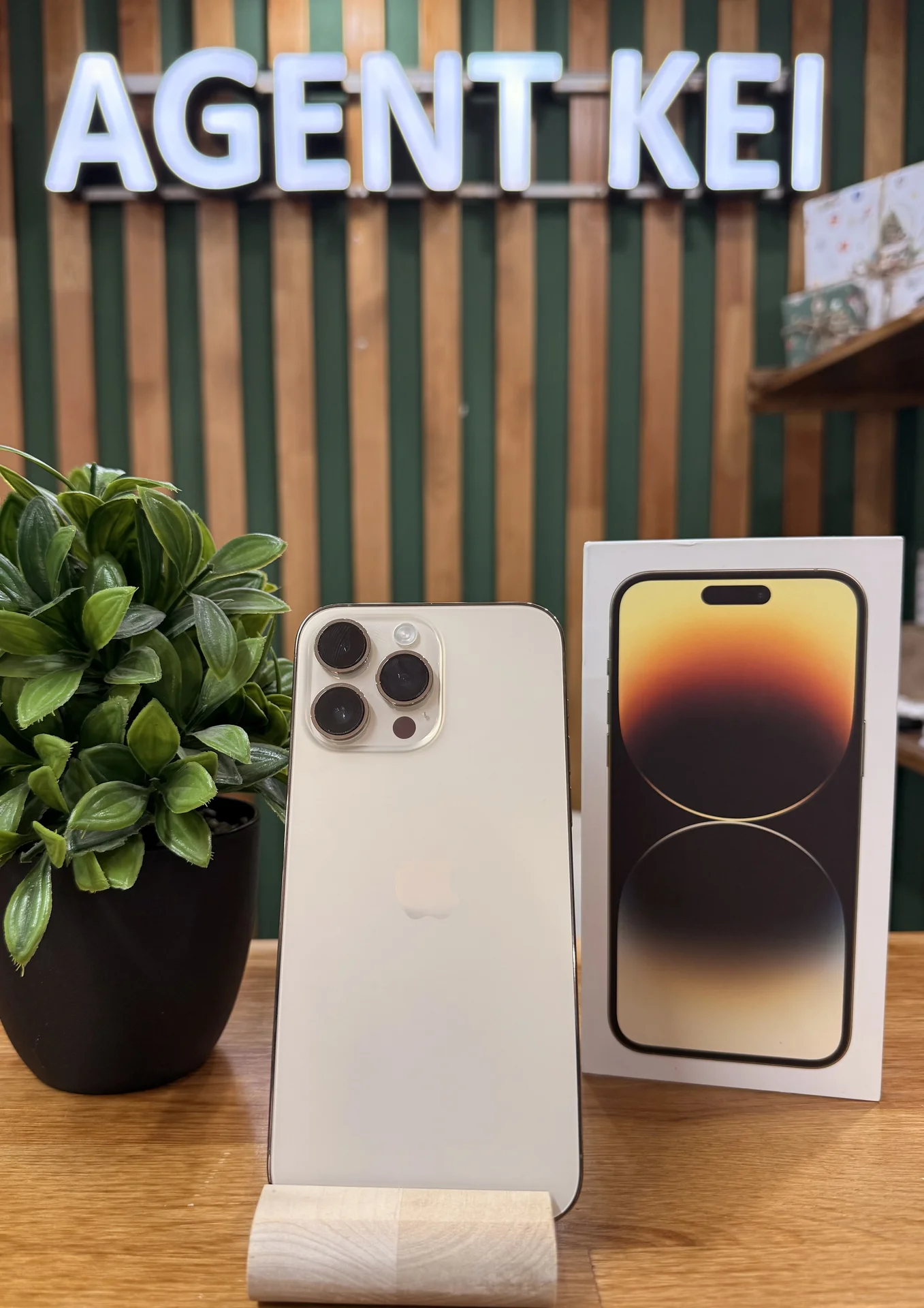iPhone 14 Pro Max,256ГБ, SIM+eSIM - изображение 1