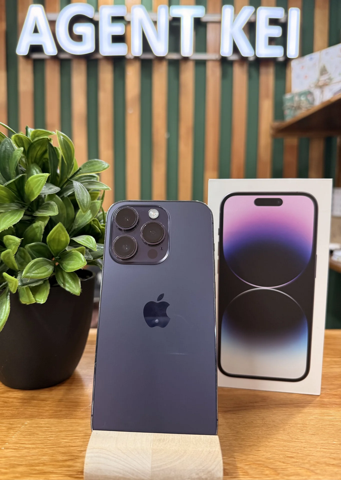 iPhone 14 Pro, 128 ГБ, SIM+eSIM - изображение 1