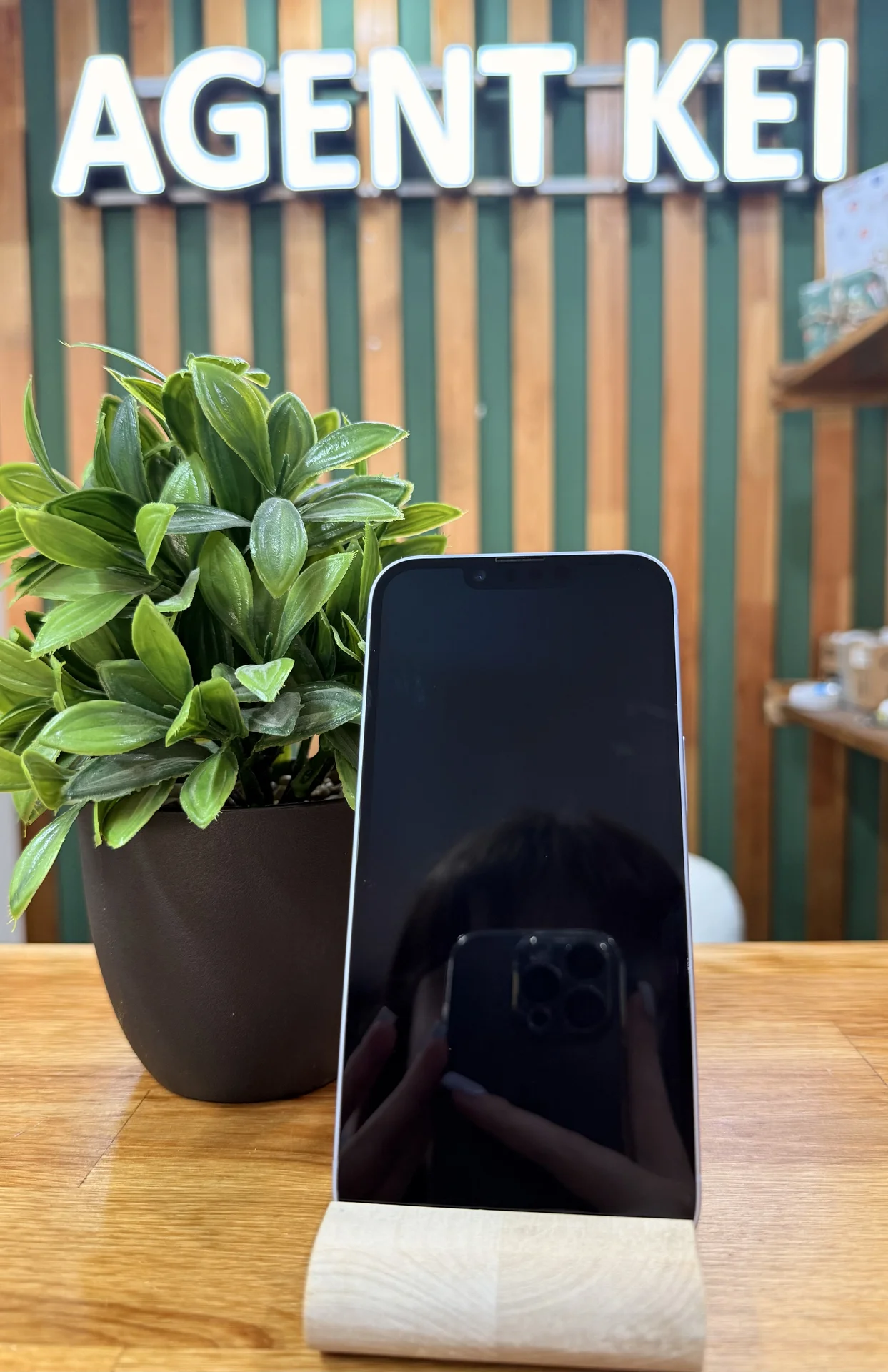 iPhone 14,128 ГБ,SIM+eSIM - миниатюра 2
