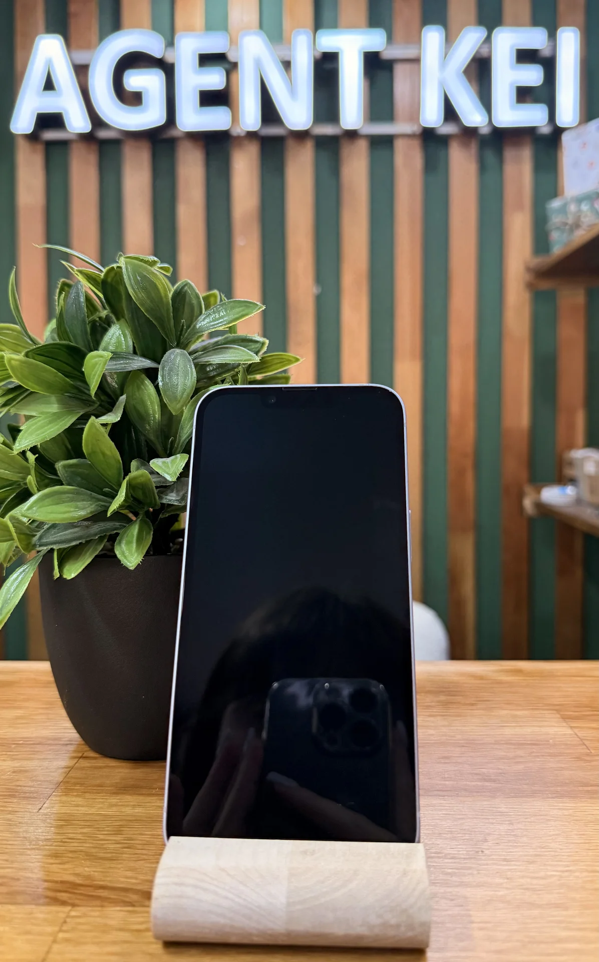 iPhone 14,256 ГБ,SIM+eSIM - миниатюра 2