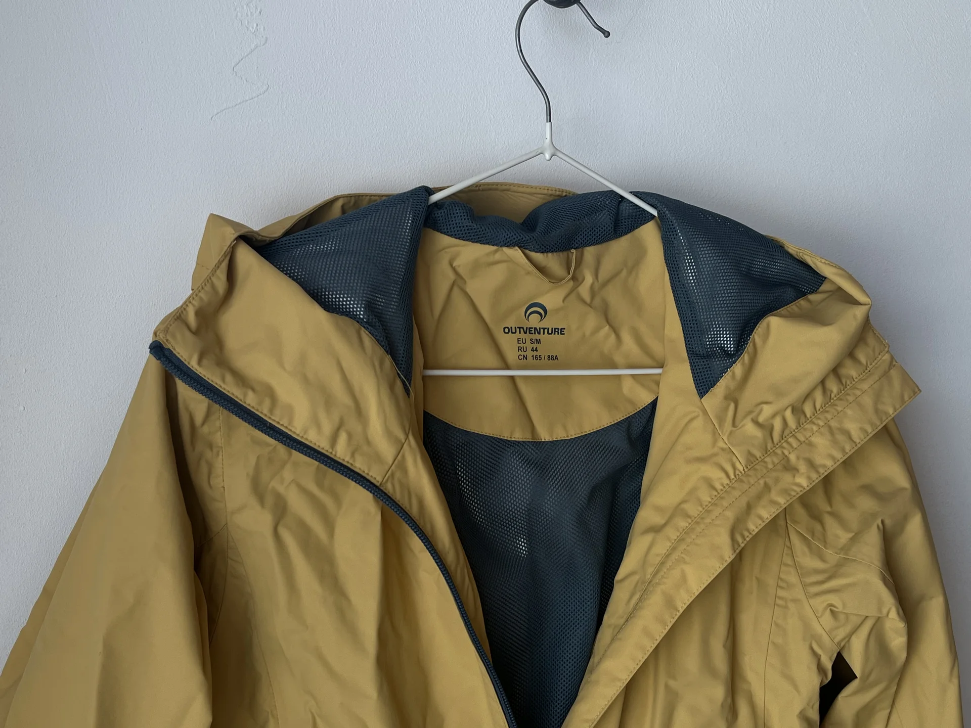 Ветровка женская Outventure S/M - миниатюра 2