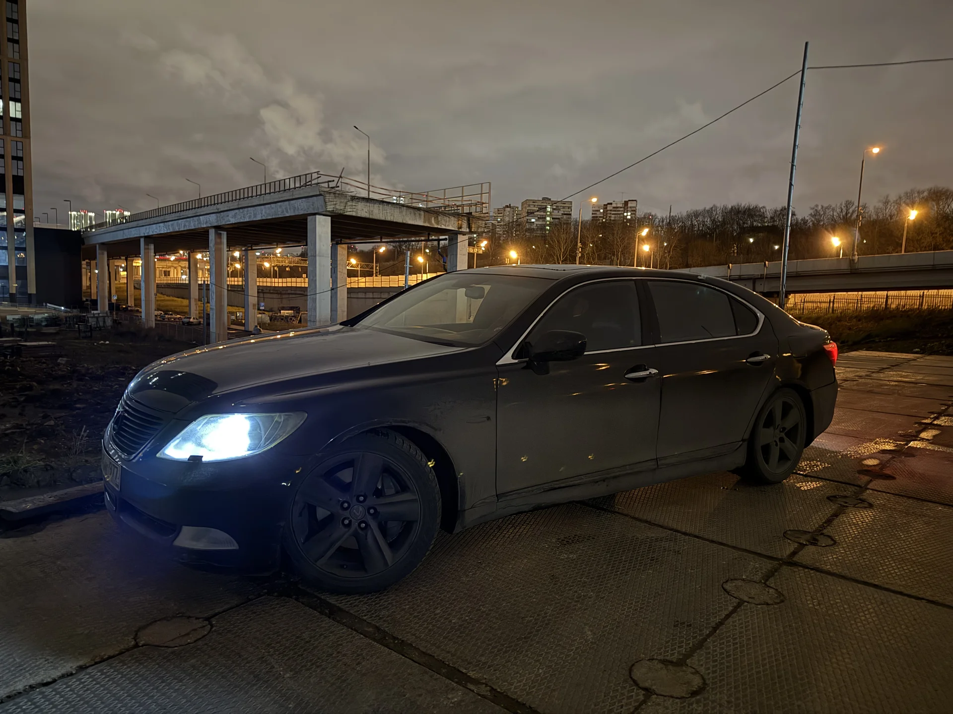 Lexus Ls460L - миниатюра 8