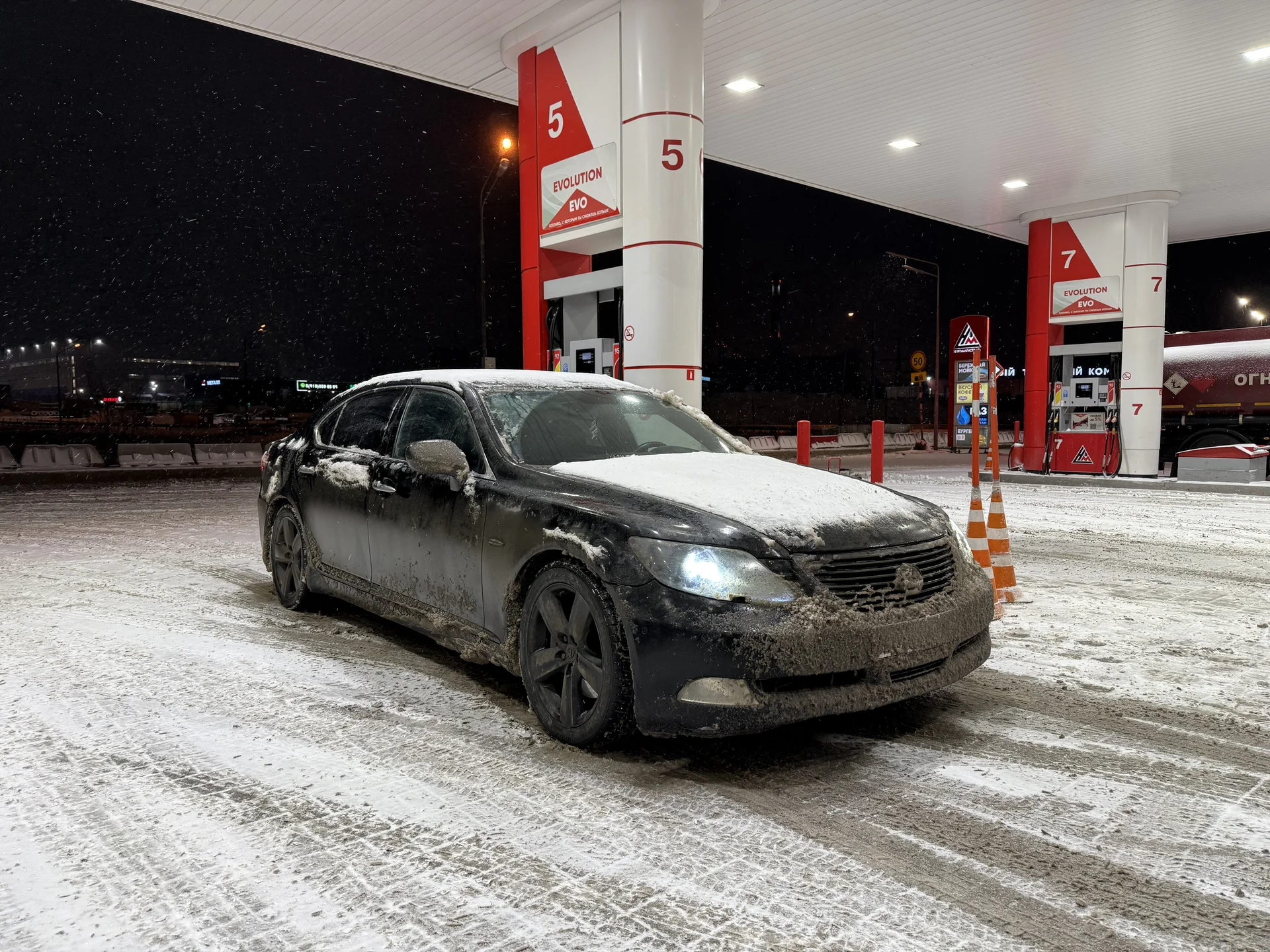 Lexus Ls460L - миниатюра 11