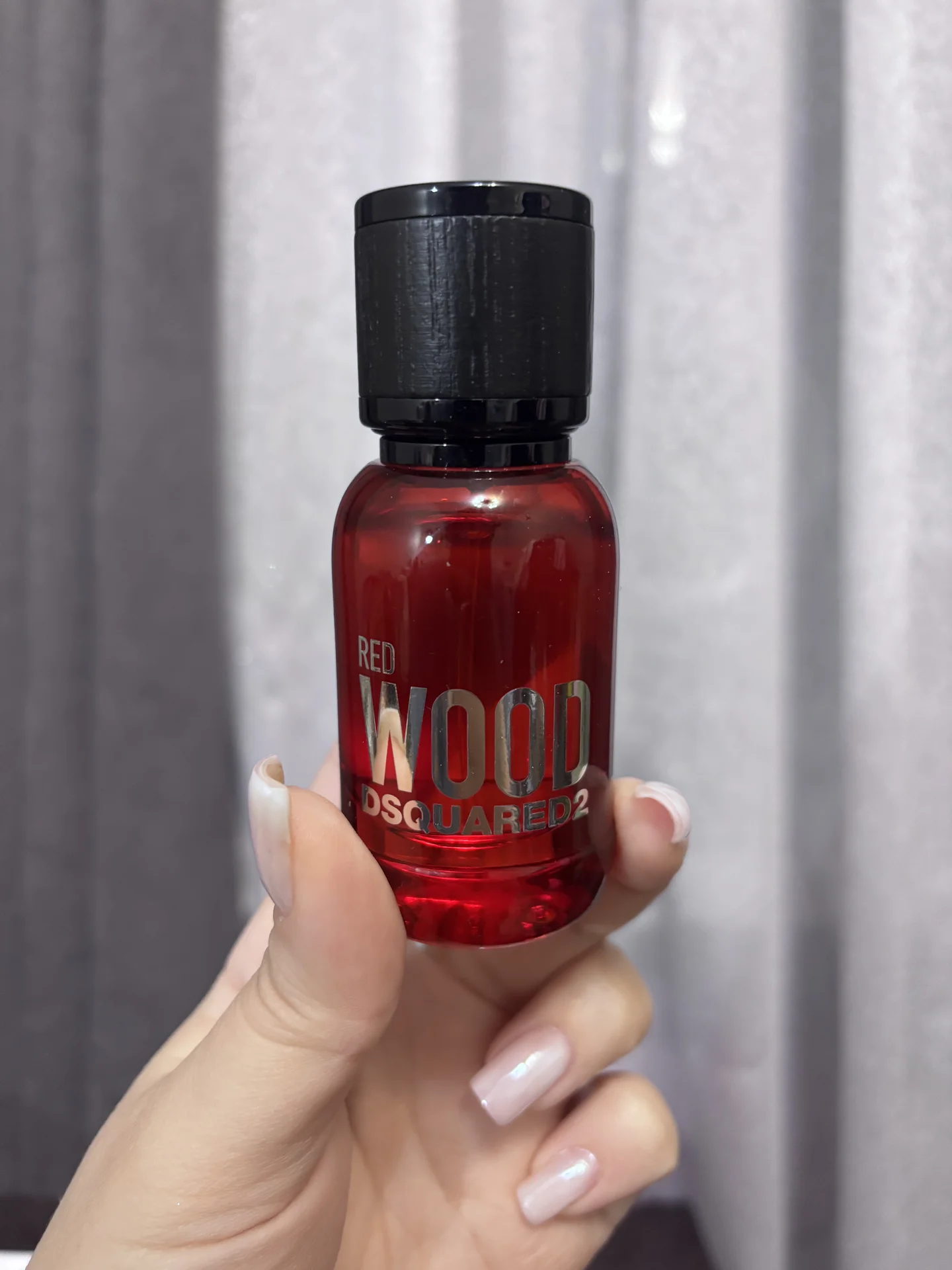 Disquared red wood