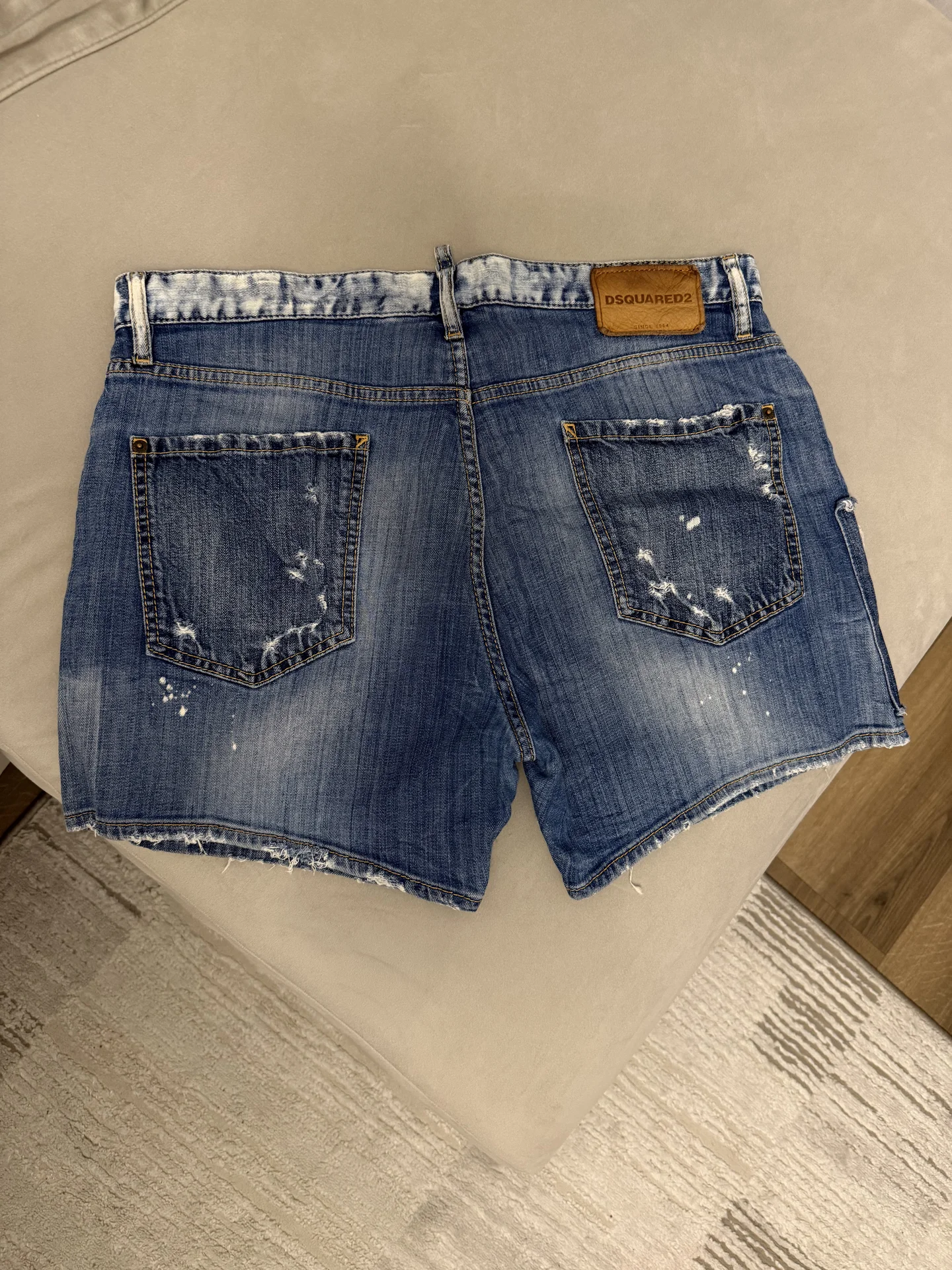 Шорты Dsquared2 оригинал - миниатюра 2