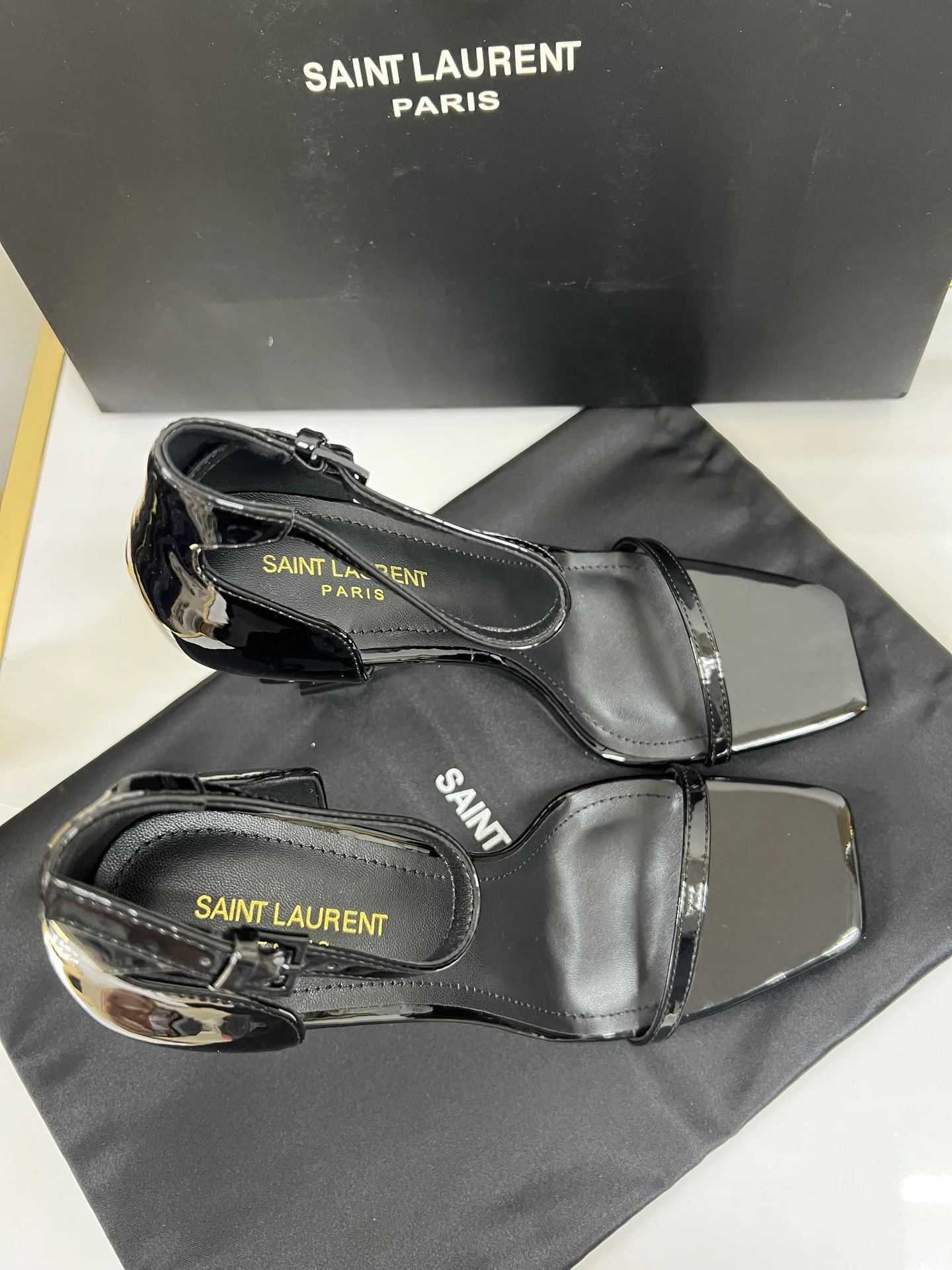 Босоножки YSL - миниатюра 8