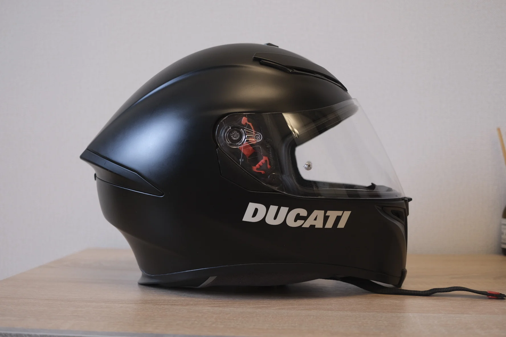 Шлем AGV k5s - изображение 1