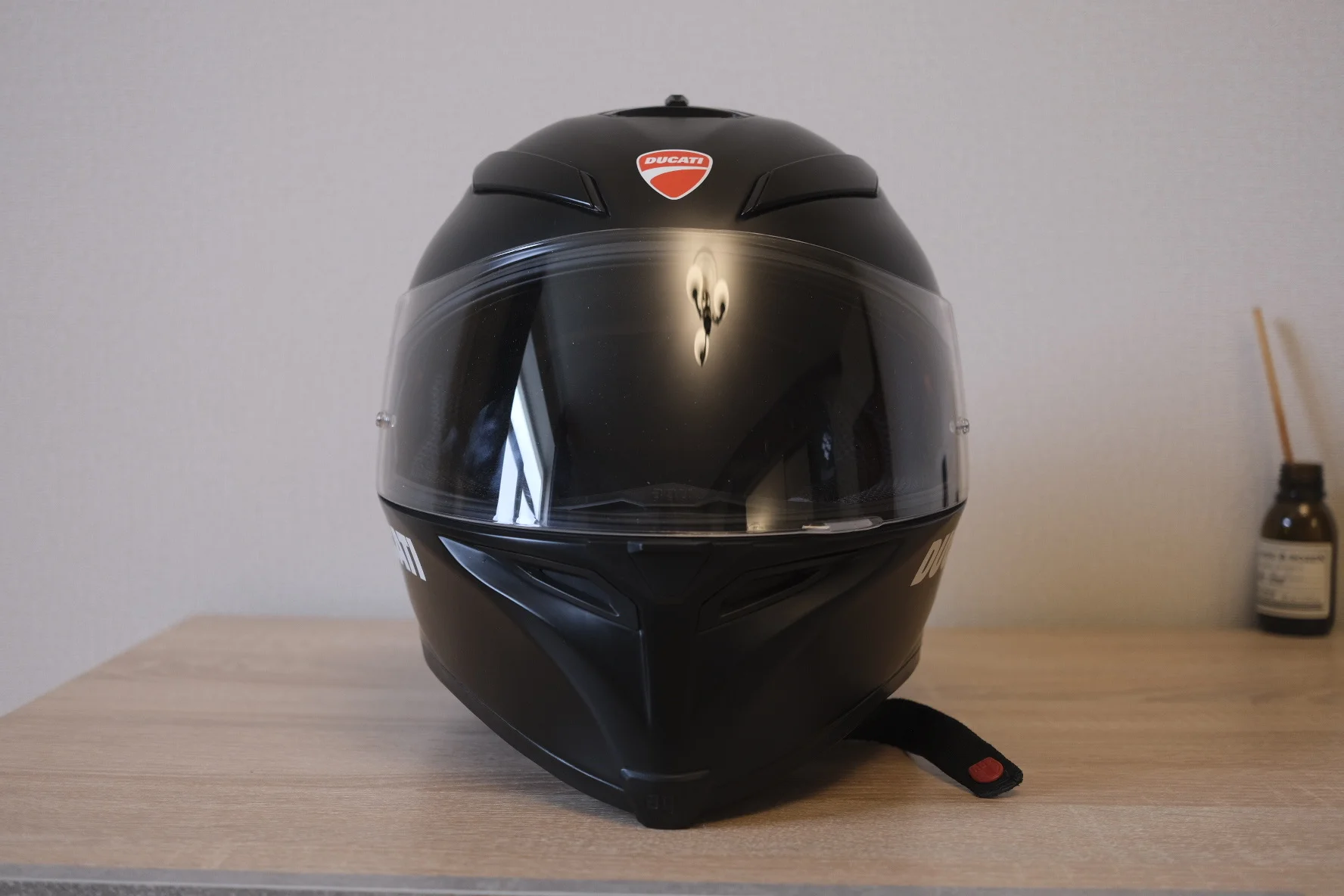 Шлем AGV k5s - миниатюра 2