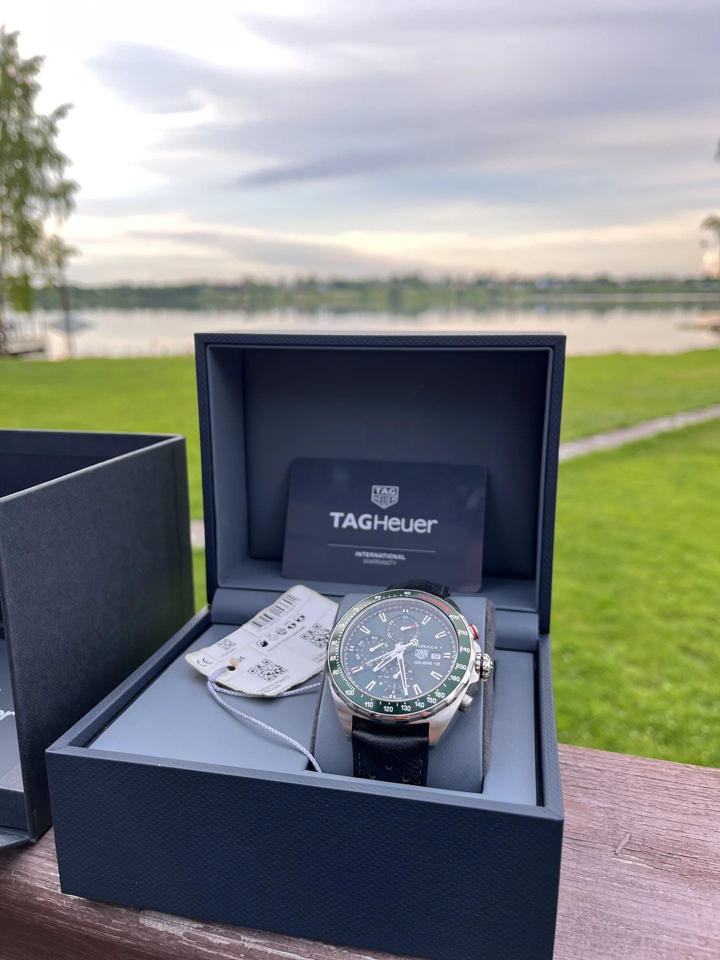 Часы Tag Heuer Formula 1 Calibre 16 Green