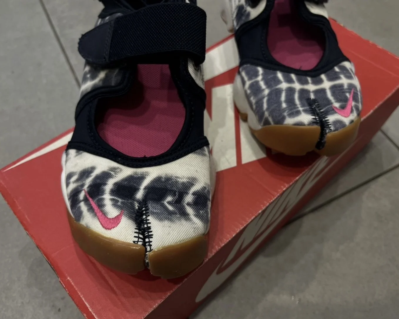 Wmns nike AIR rift PRM QS 400 tabi - миниатюра 2