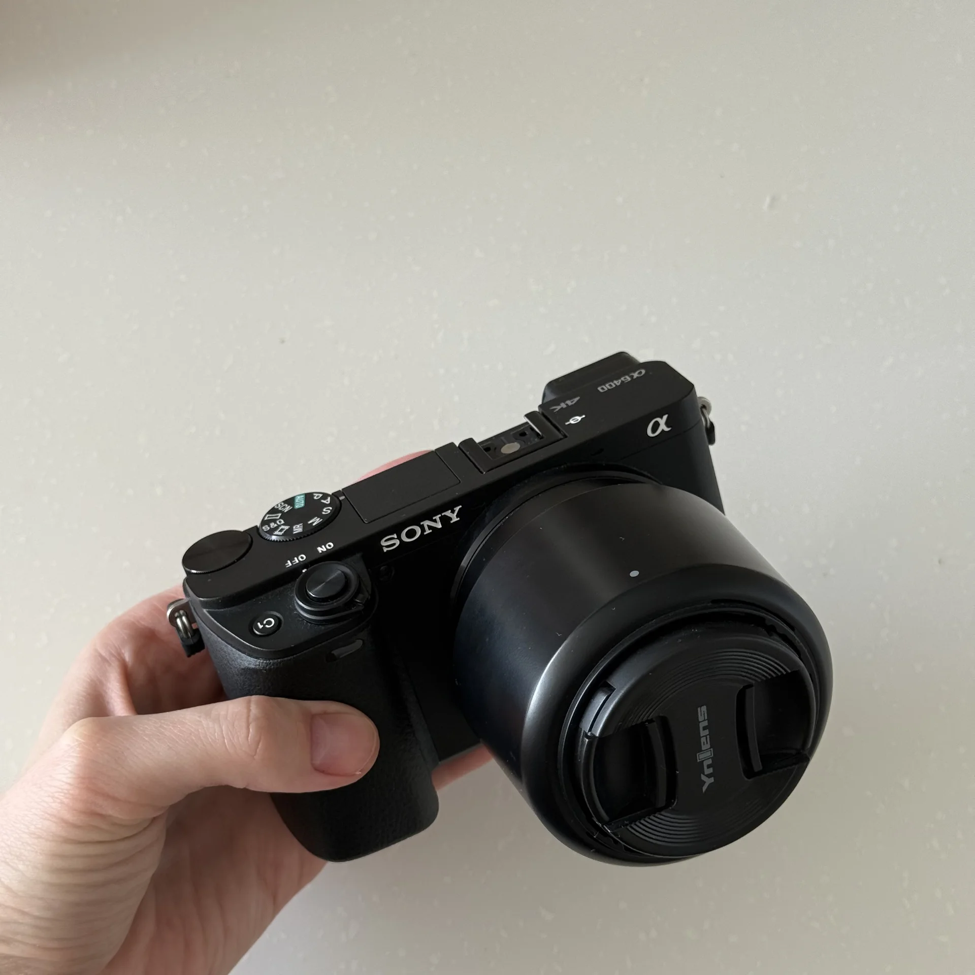 Sony a6400 + Yongnuo YN 50mm f1.8 DA DSM - миниатюра 2