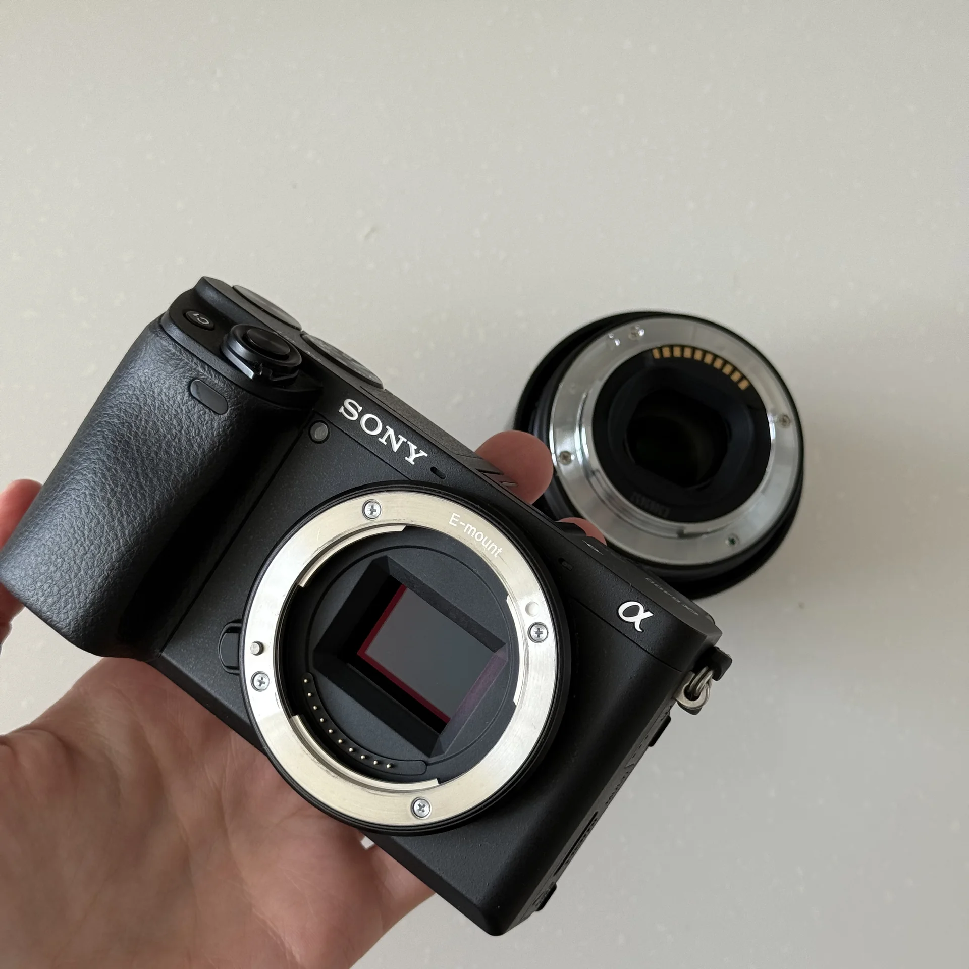 Sony a6400 + Yongnuo YN 50mm f1.8 DA DSM - миниатюра 7