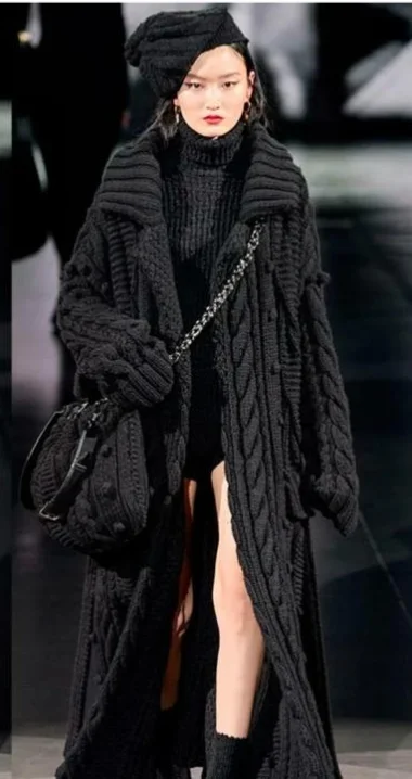 Пальто вязаное черное в стиле D&G - миниатюра 6