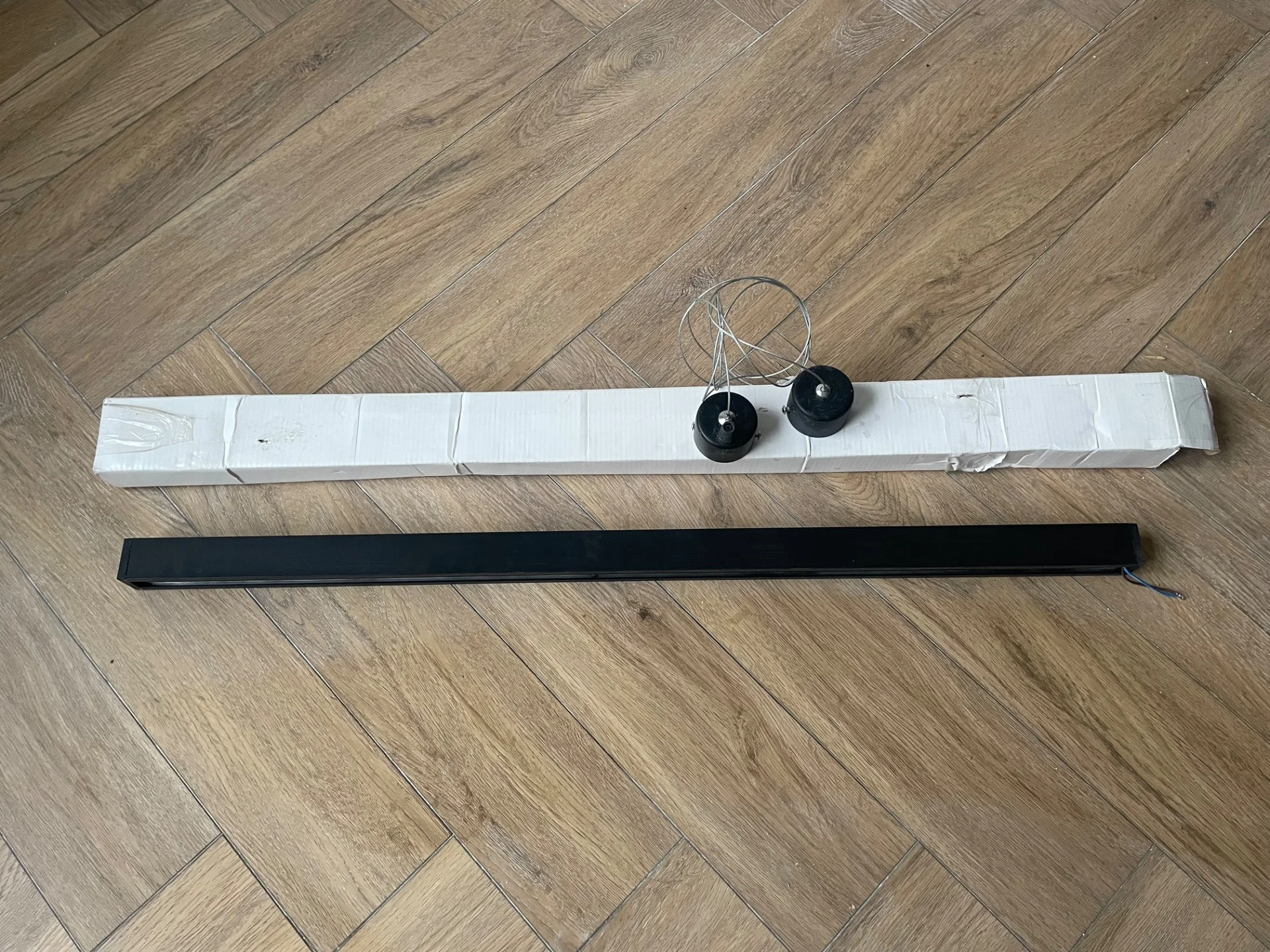 Светильник liner 80 см новый - миниатюра 2