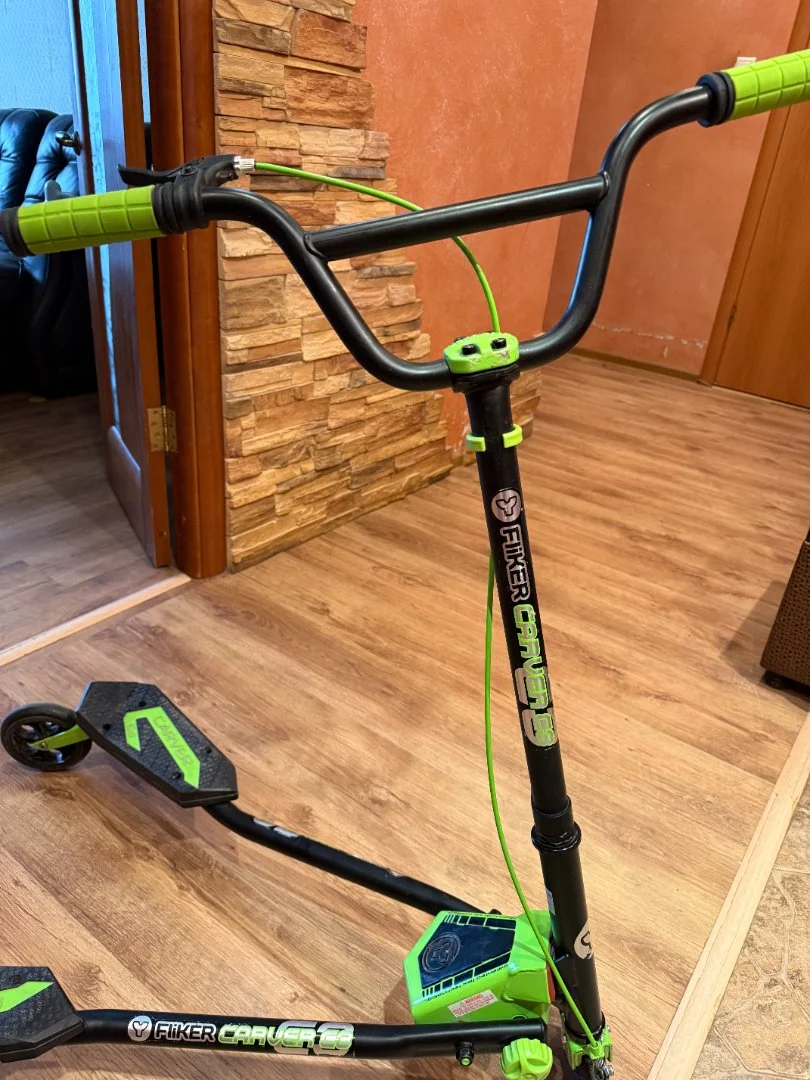 Самокат инерционный Yvolution Fliker Carver C3 - миниатюра 4