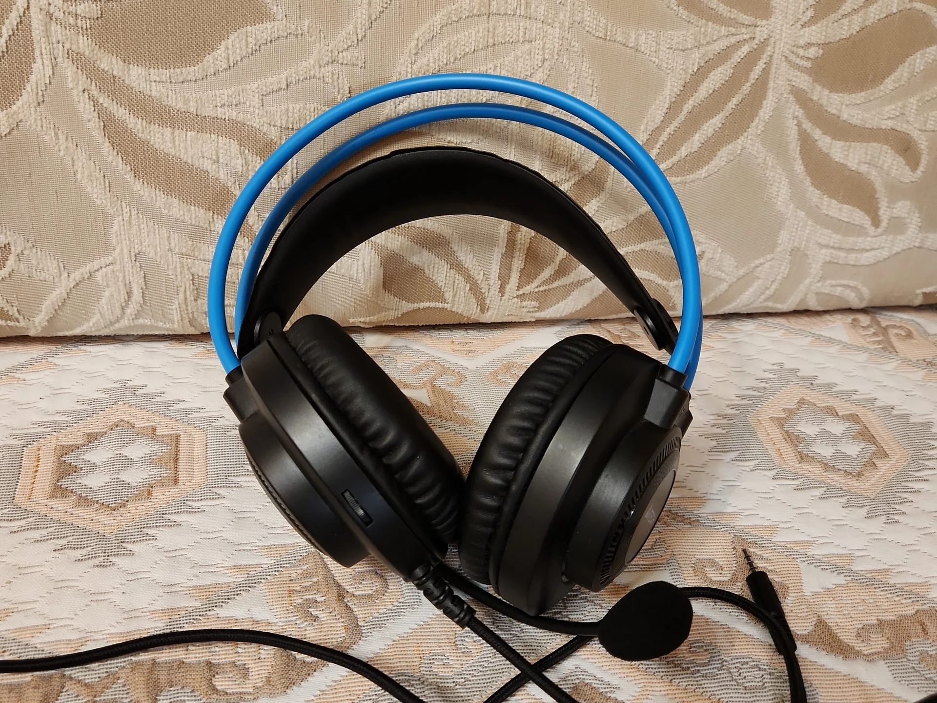 Наушники A4Tech, игровая клавиатура RKB-209BL - миниатюра 3