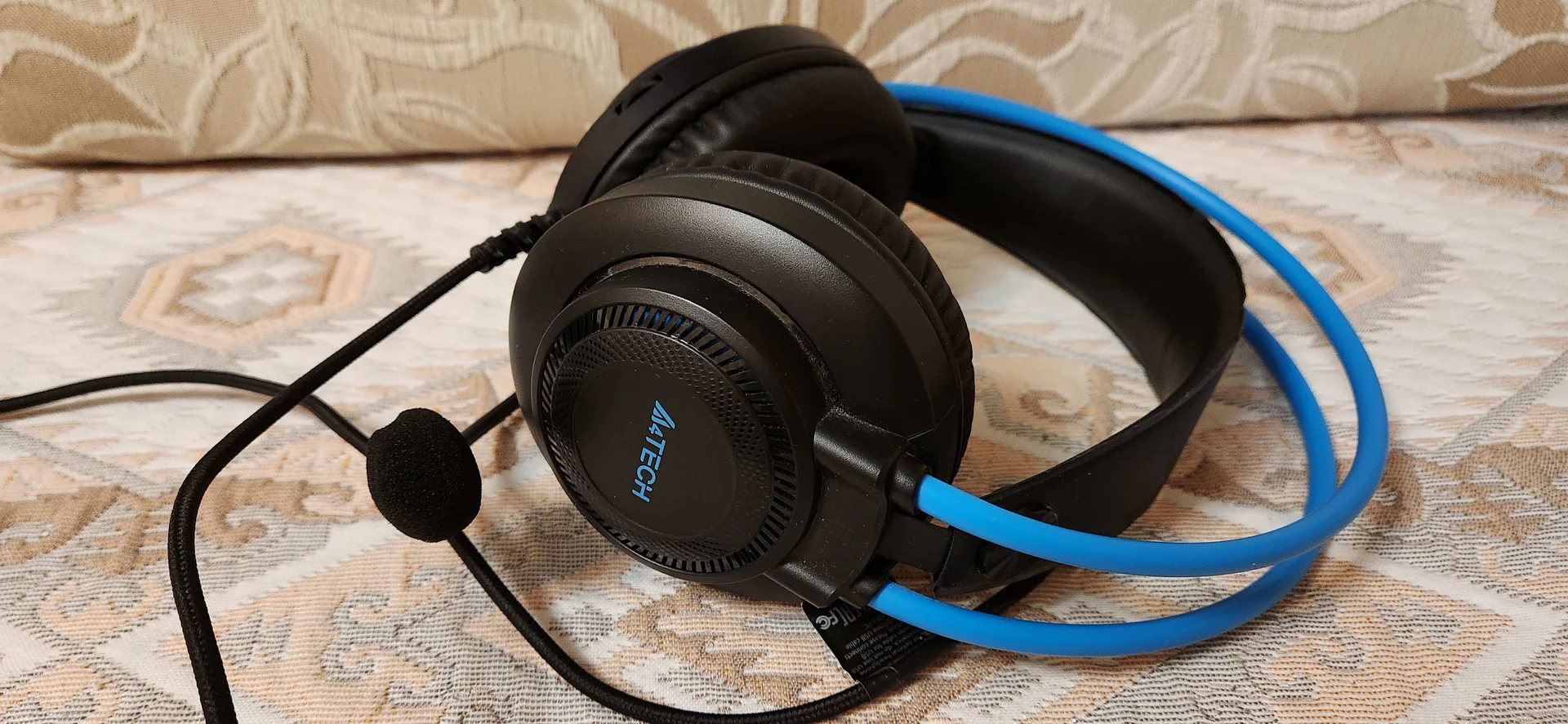 Наушники A4Tech, игровая клавиатура RKB-209BL - миниатюра 12