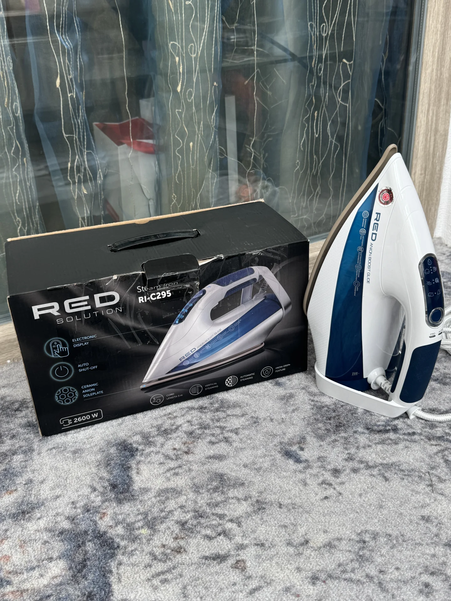 Утюг RED EVOLUTION RI-C295. Новый - изображение 1