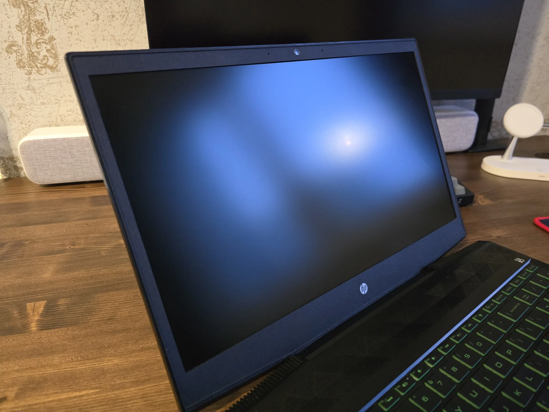 Ноутбук HP Pavilion Gaming 15 cx-0027ur - миниатюра 2