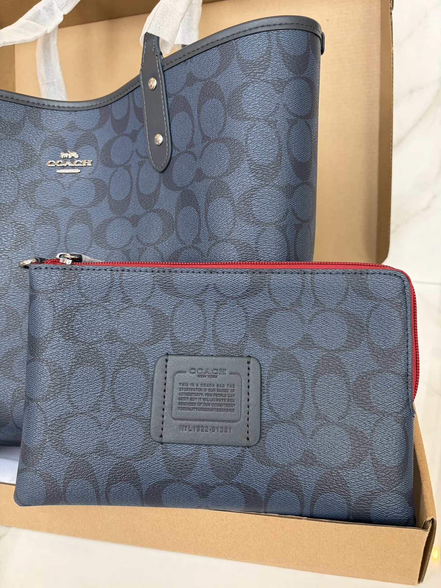 Сумка Coach шопер двусторонний . - миниатюра 4