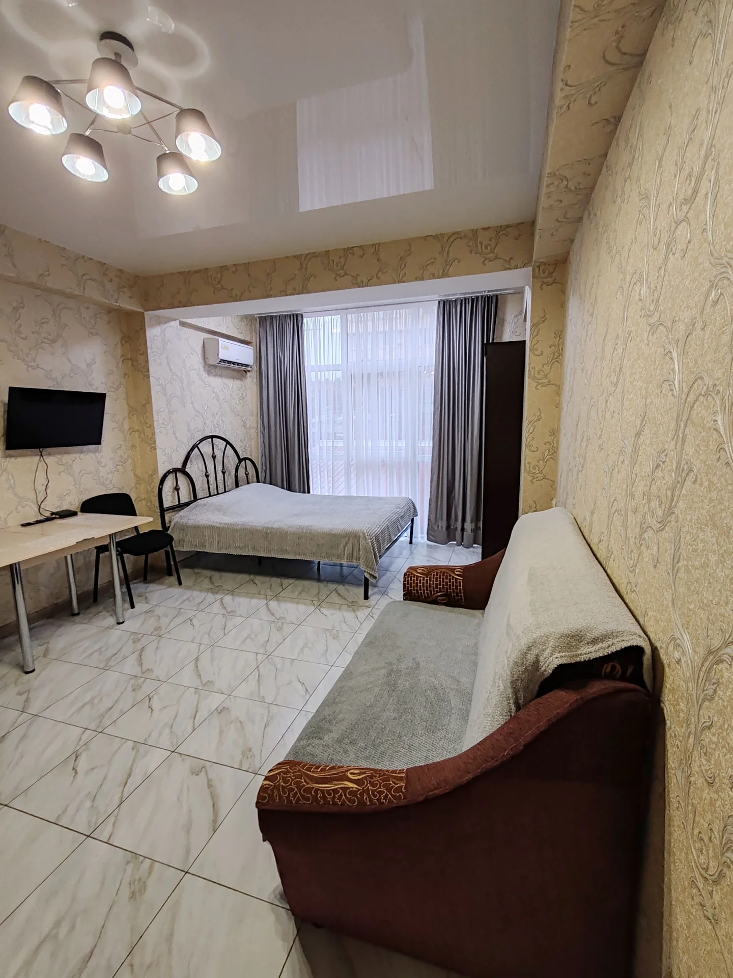 Квартира в Сочи - миниатюра 7