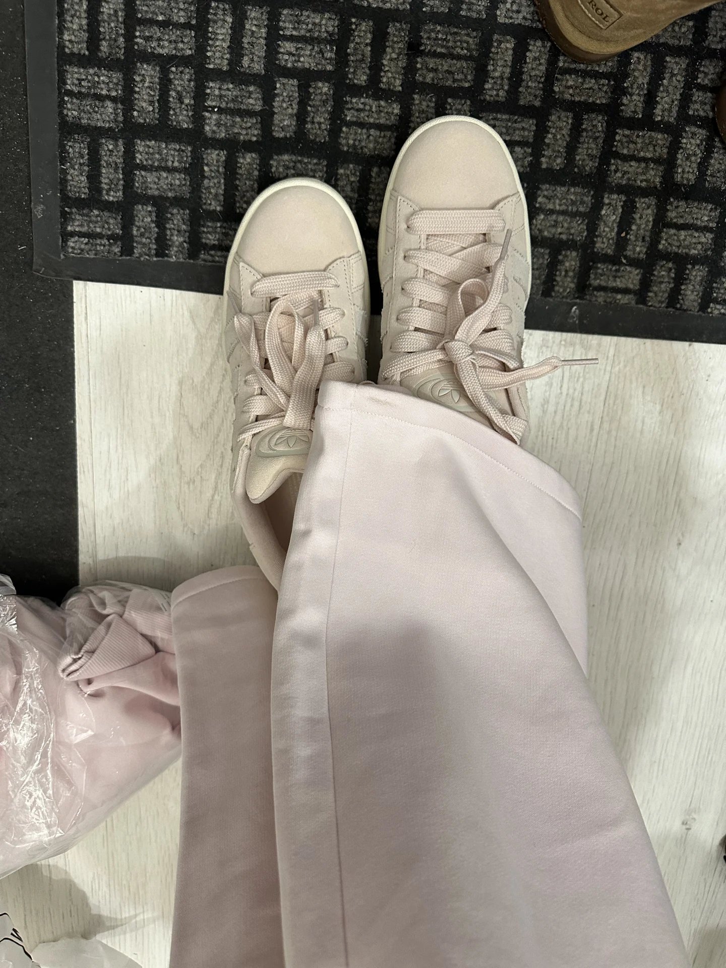 Кеды adidas Originals CAMPUS 00s W RUS 40 (7,5 UK) - миниатюра 2