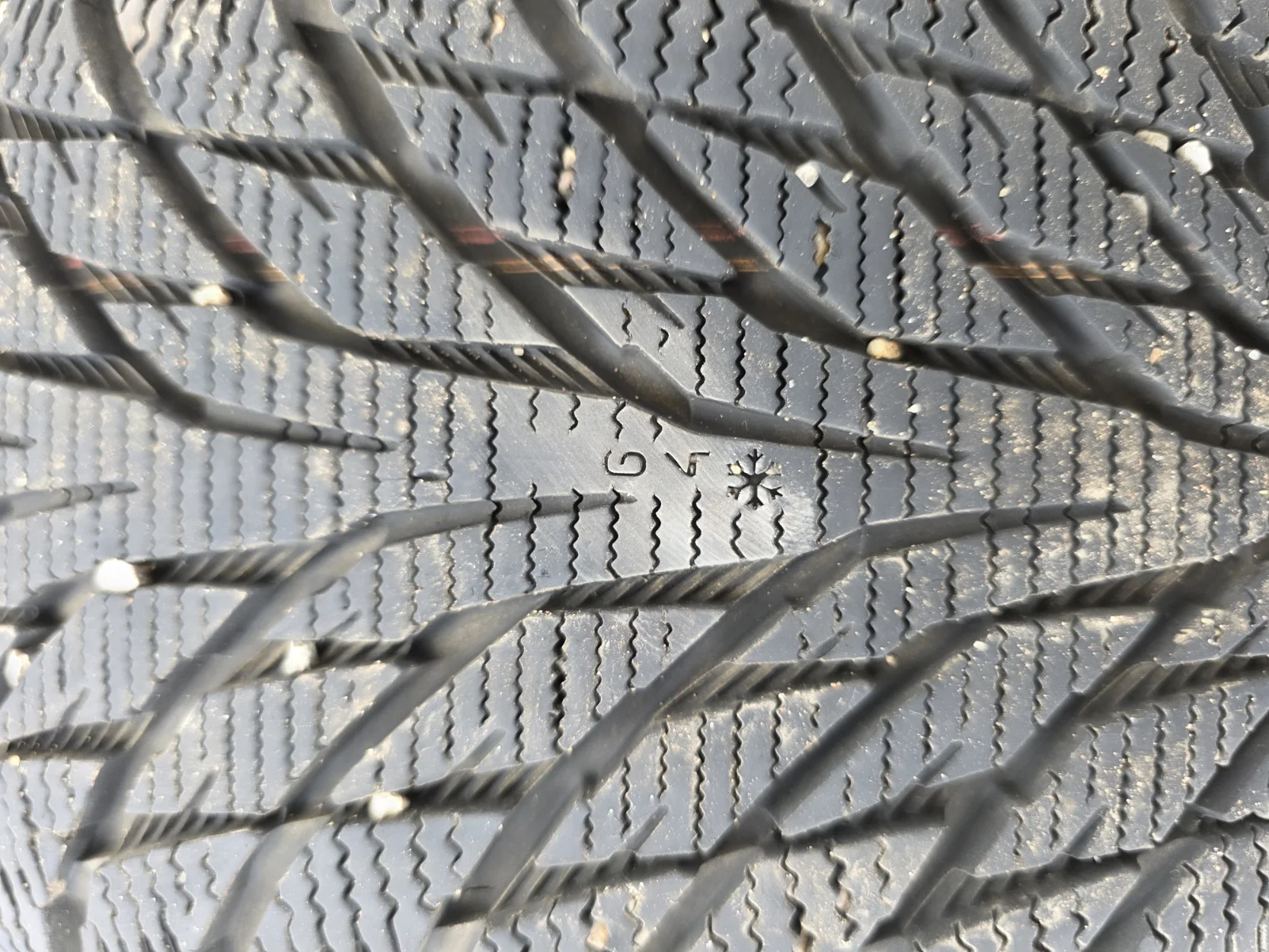 Комплект зимней резины Nokian Tyres Hakkapeliitta R2 205/55 R16 94R - миниатюра 2