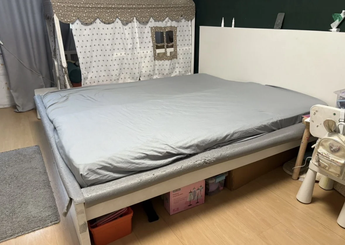 IKEA MALM Кровать двуспальная 180×200 - изображение 1