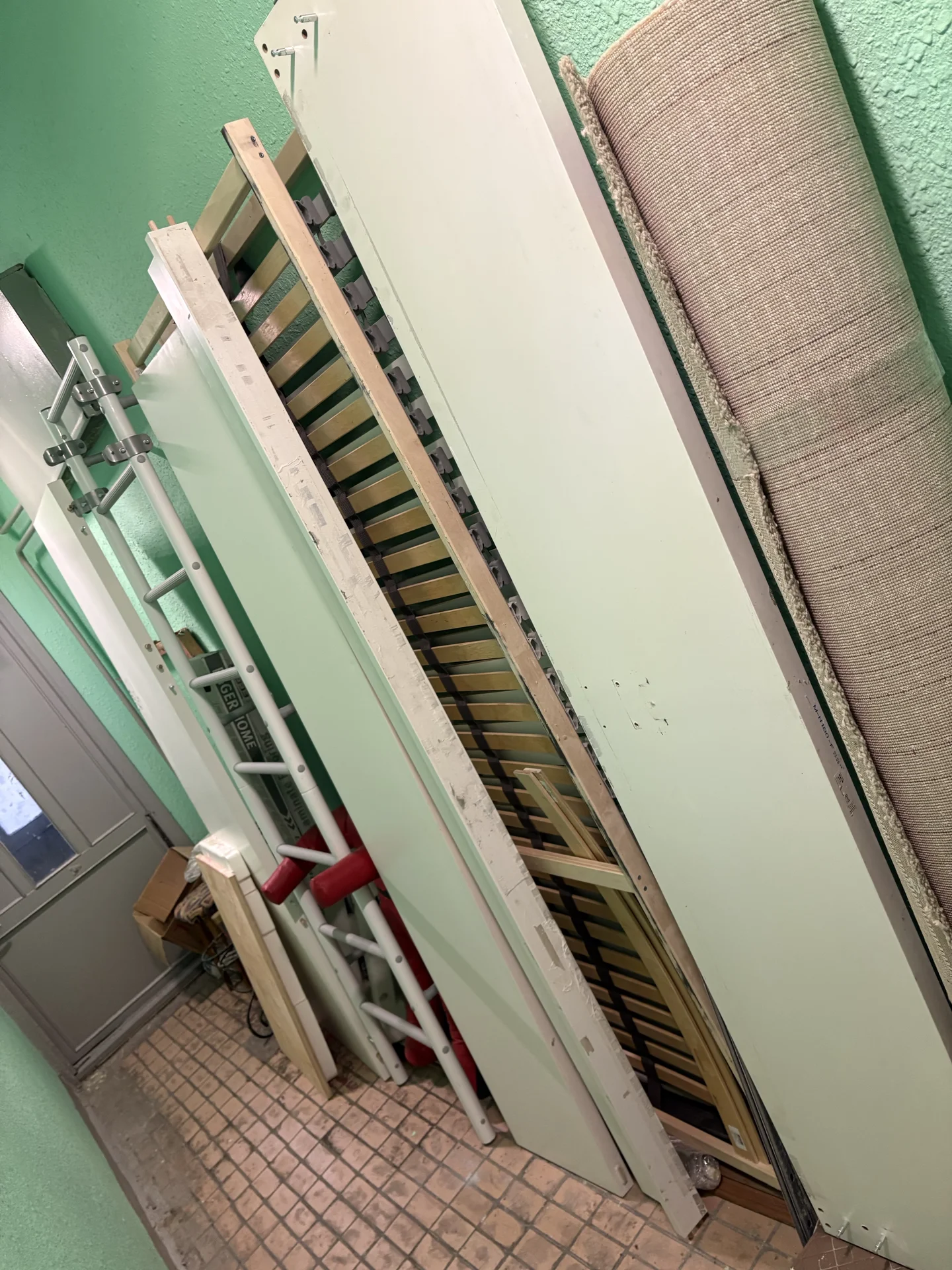 IKEA MALM Кровать двуспальная 180×200 - миниатюра 6