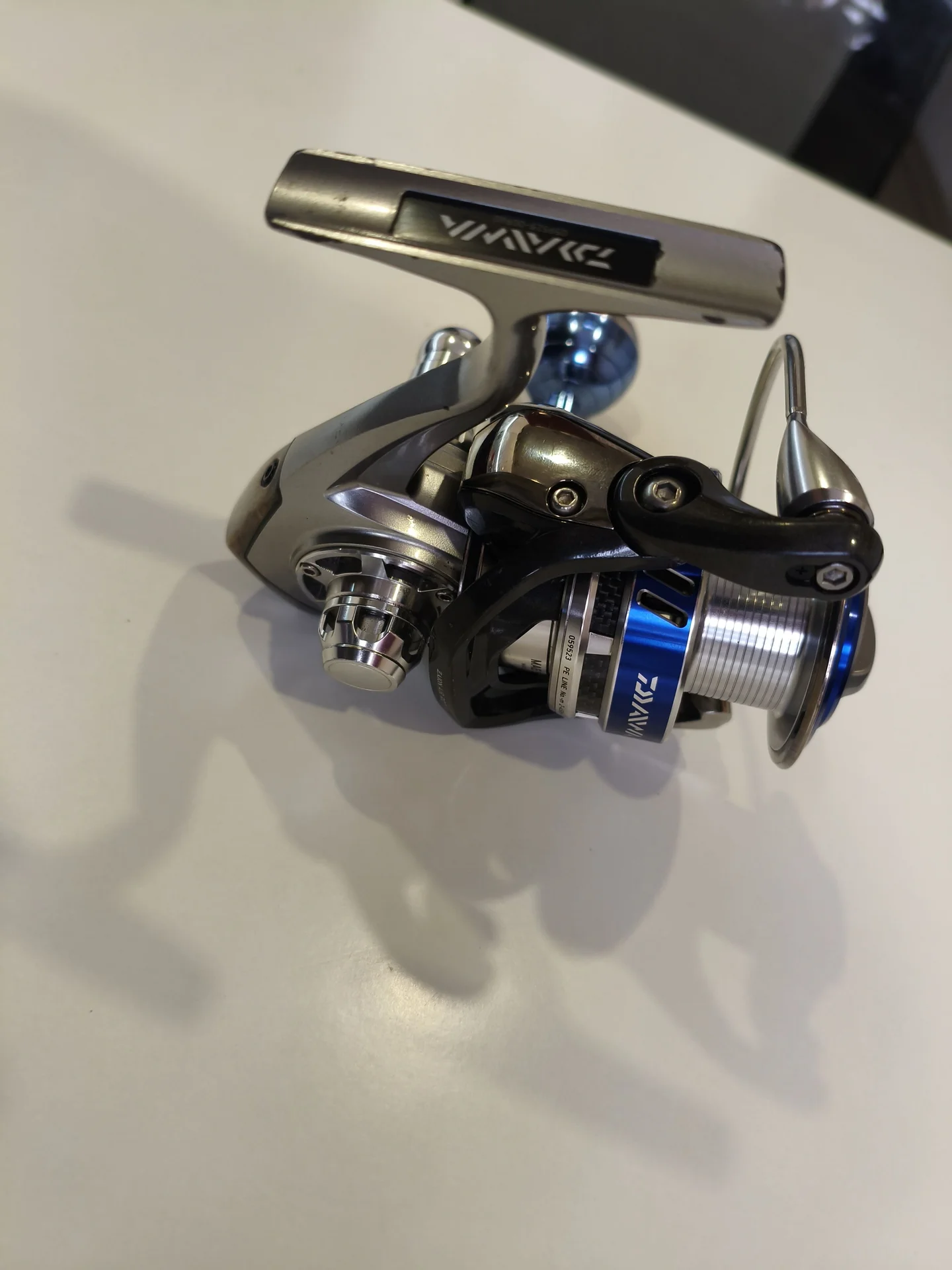 Daiwa Saltiga 2010 4000H - миниатюра 3