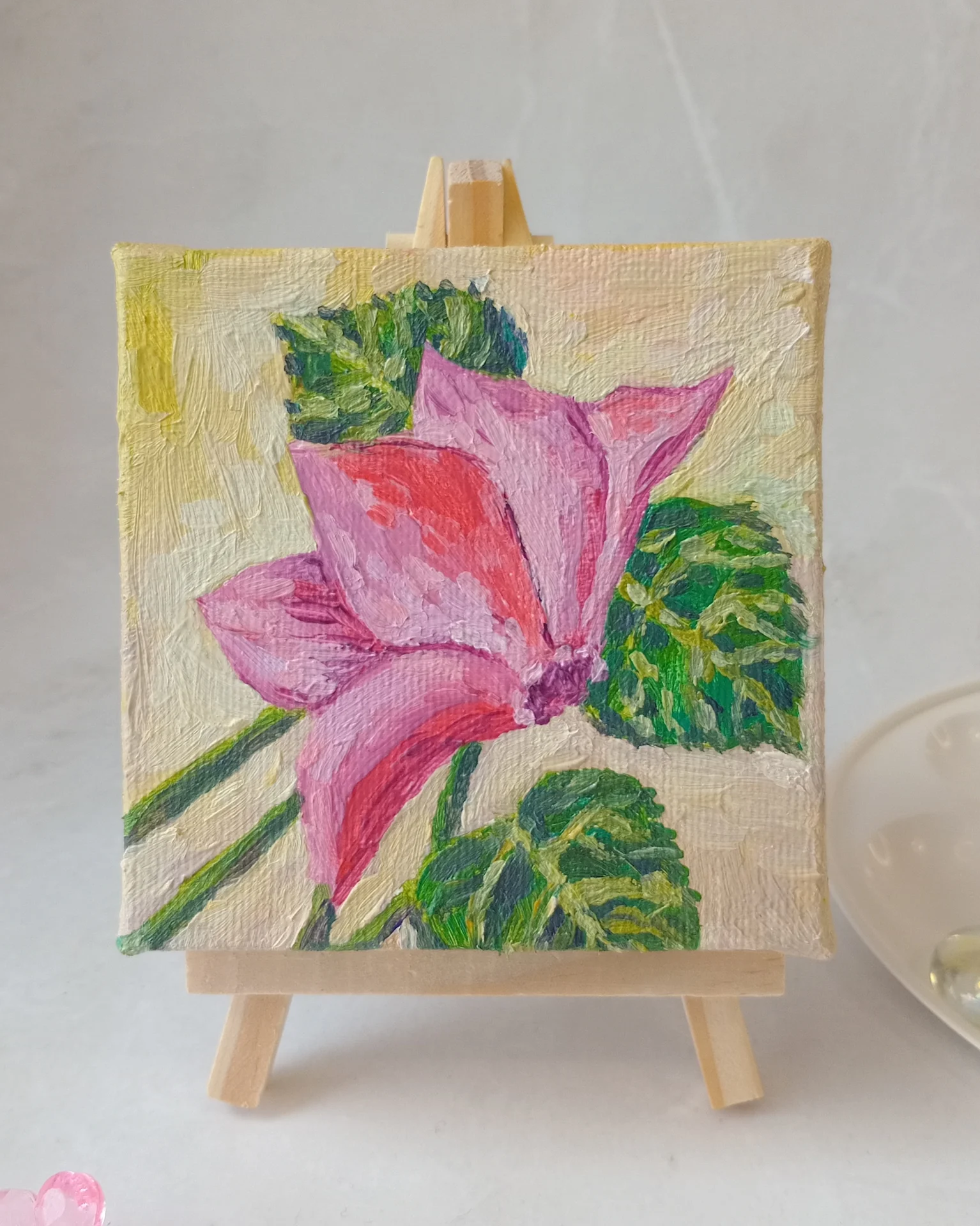 Картина "Цикламен", масло, мини-холст 10×10, оригинал - миниатюра 9
