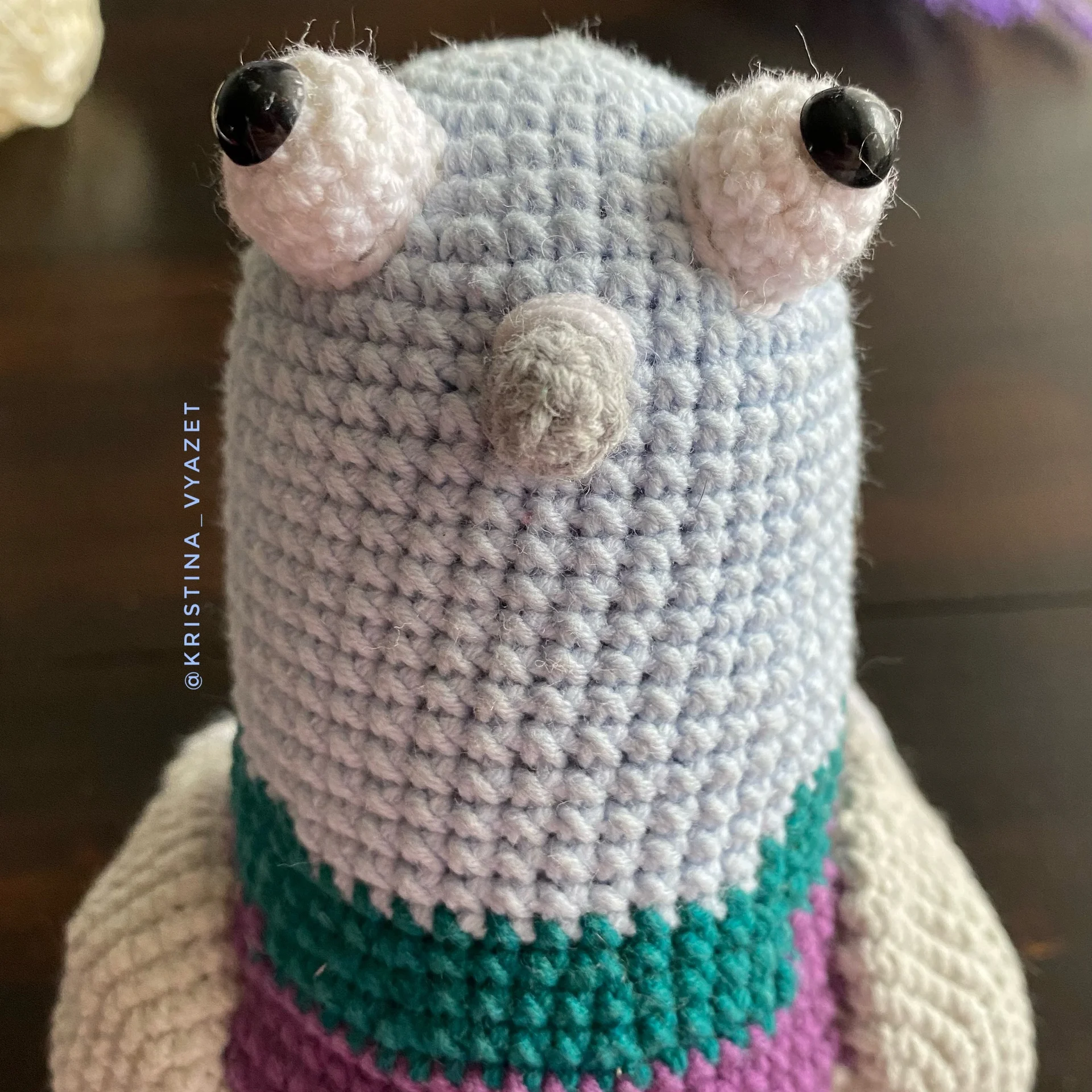 Вязаная игрушка «Голубь» - миниатюра 2