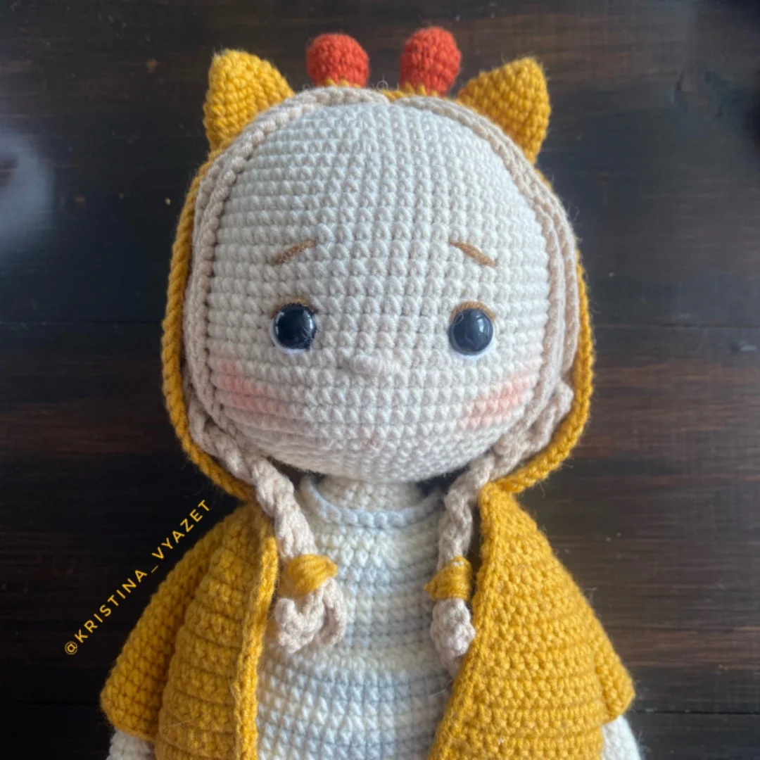 Вязаная игрушка «Кукла Эрин» - миниатюра 2