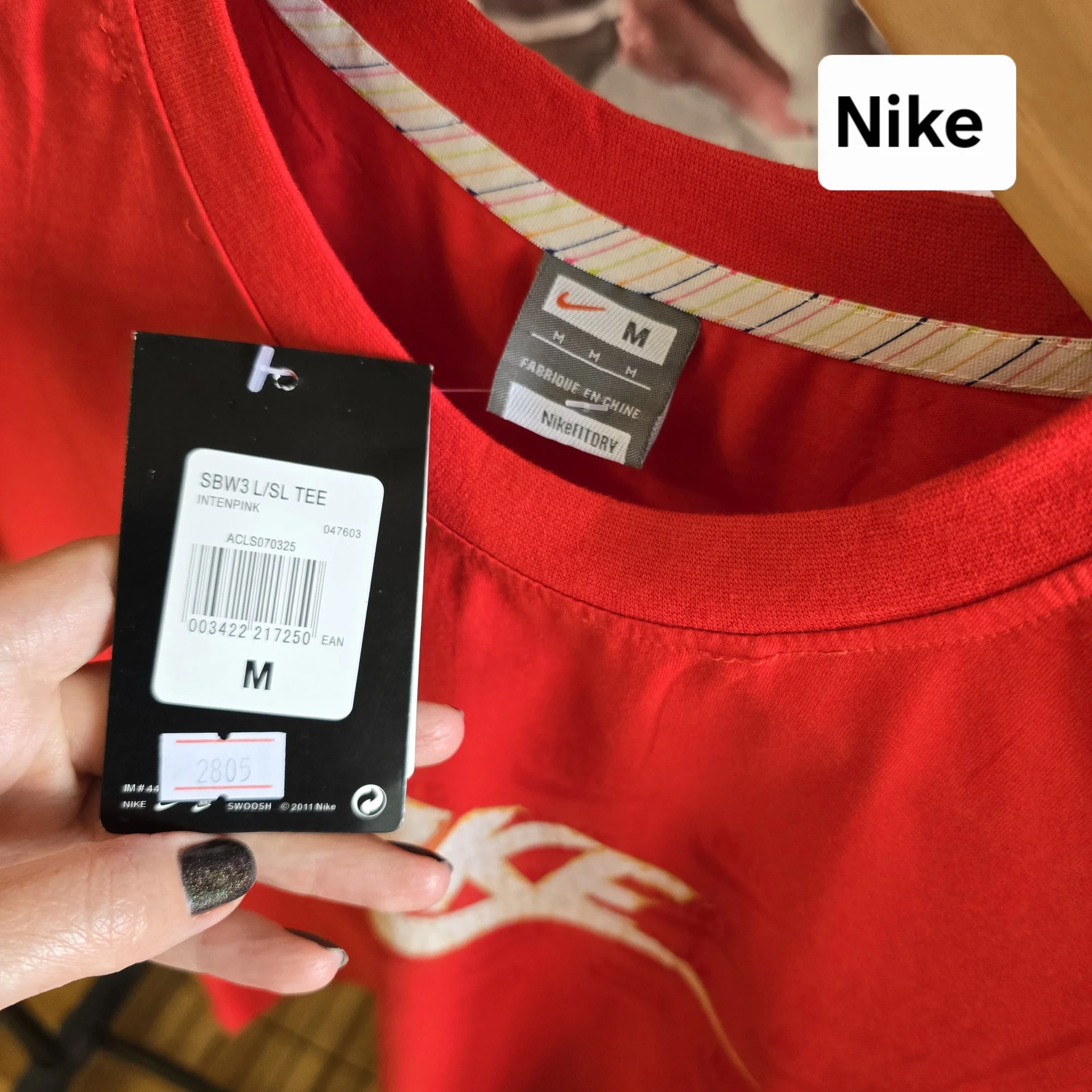Женская футболка Nike р.М(44-46) - миниатюра 4