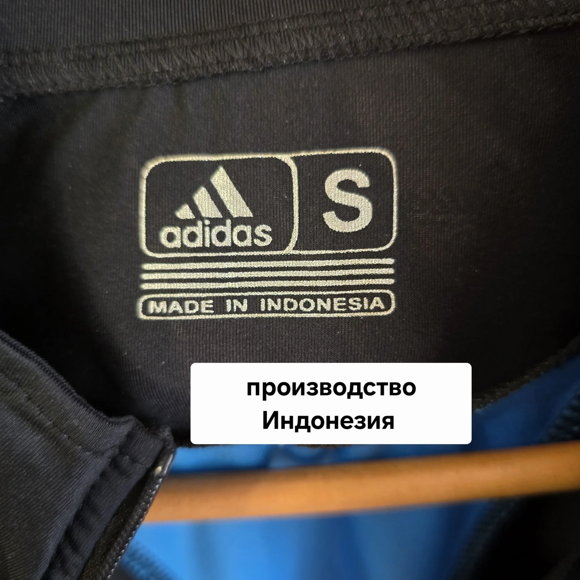 Женская футболка с молнией - миниатюра 10