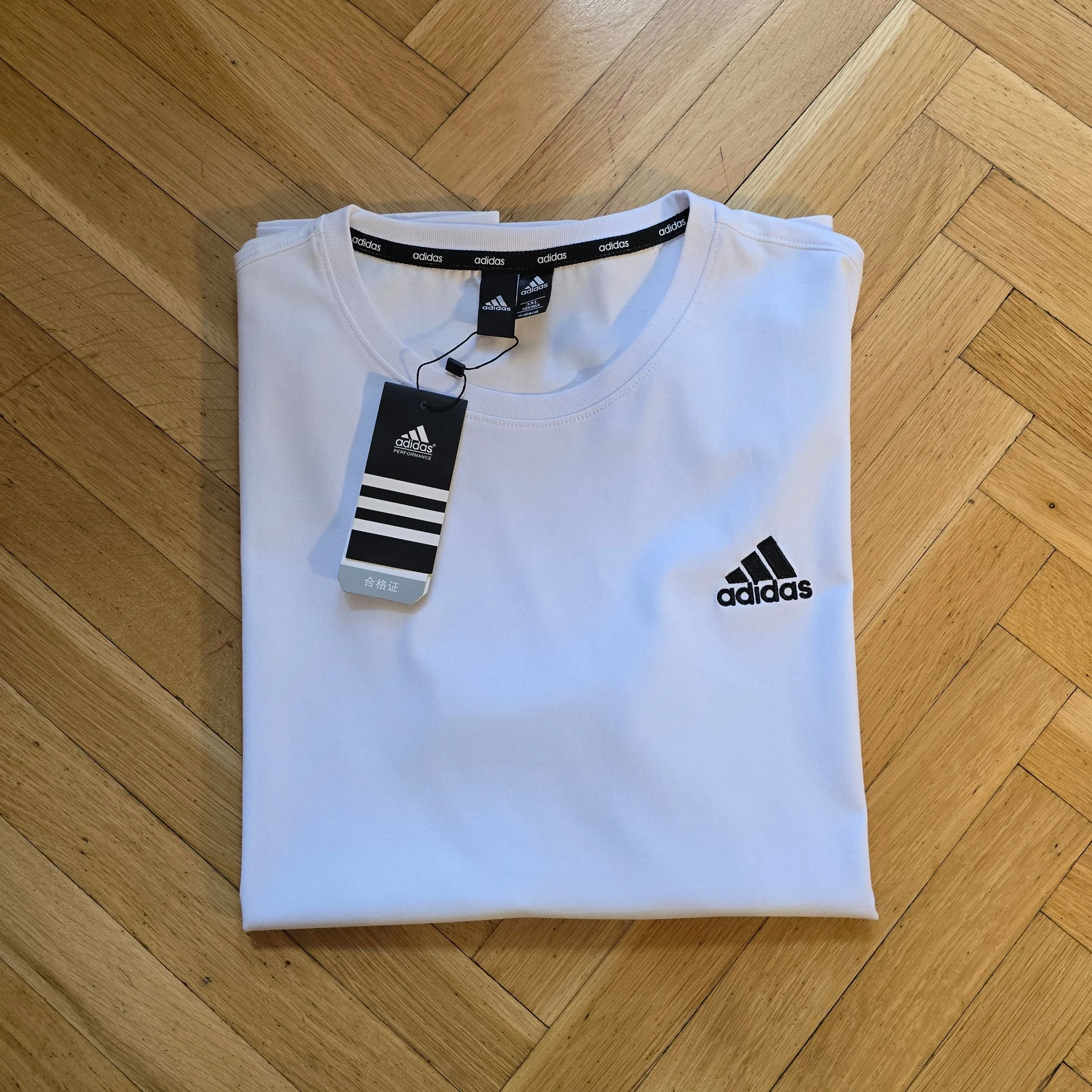 Мужская спортивная футболка Adidas - миниатюра 11